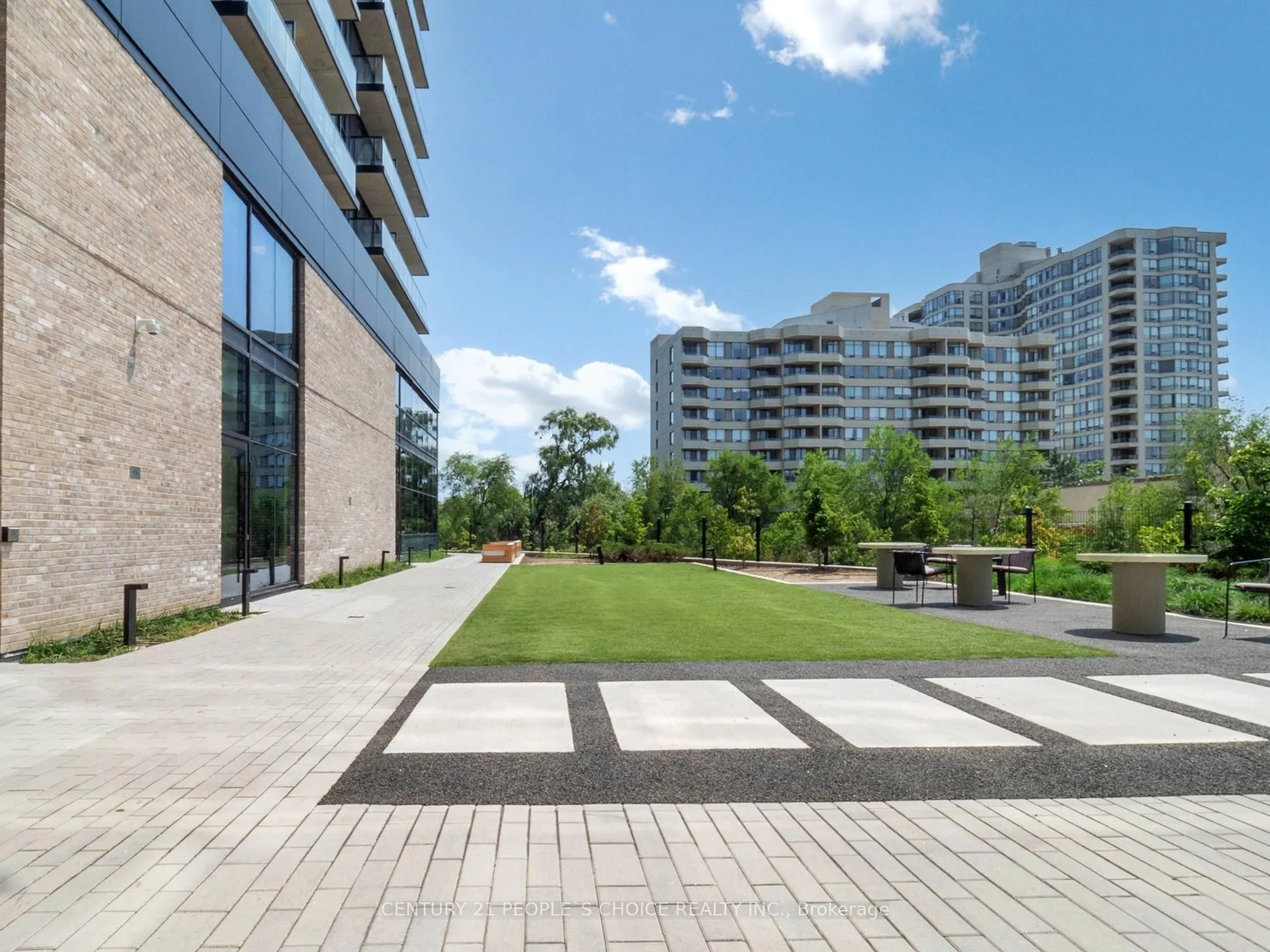 86 Dundas Street E, #1103