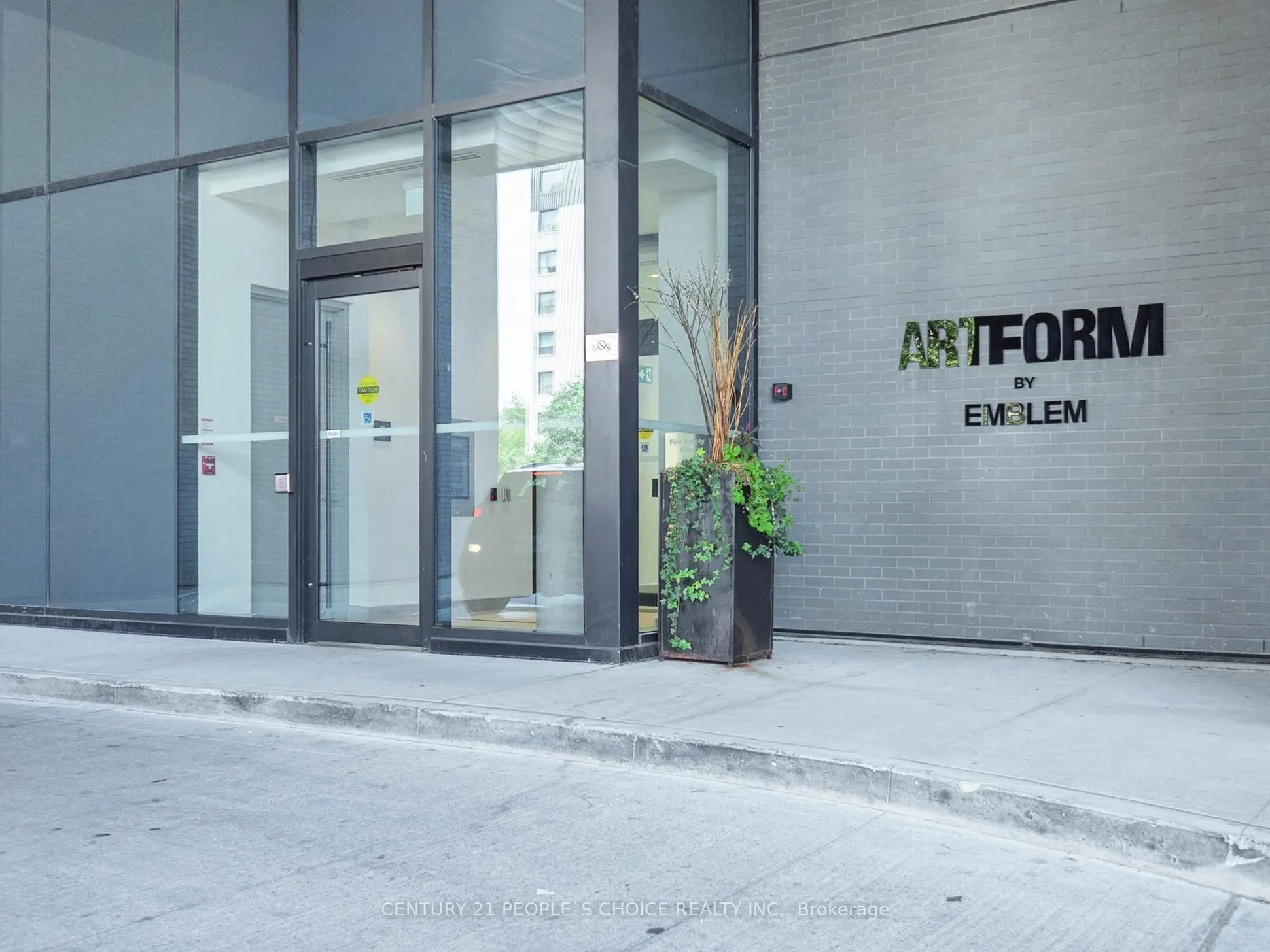 86 Dundas Street E, #1103