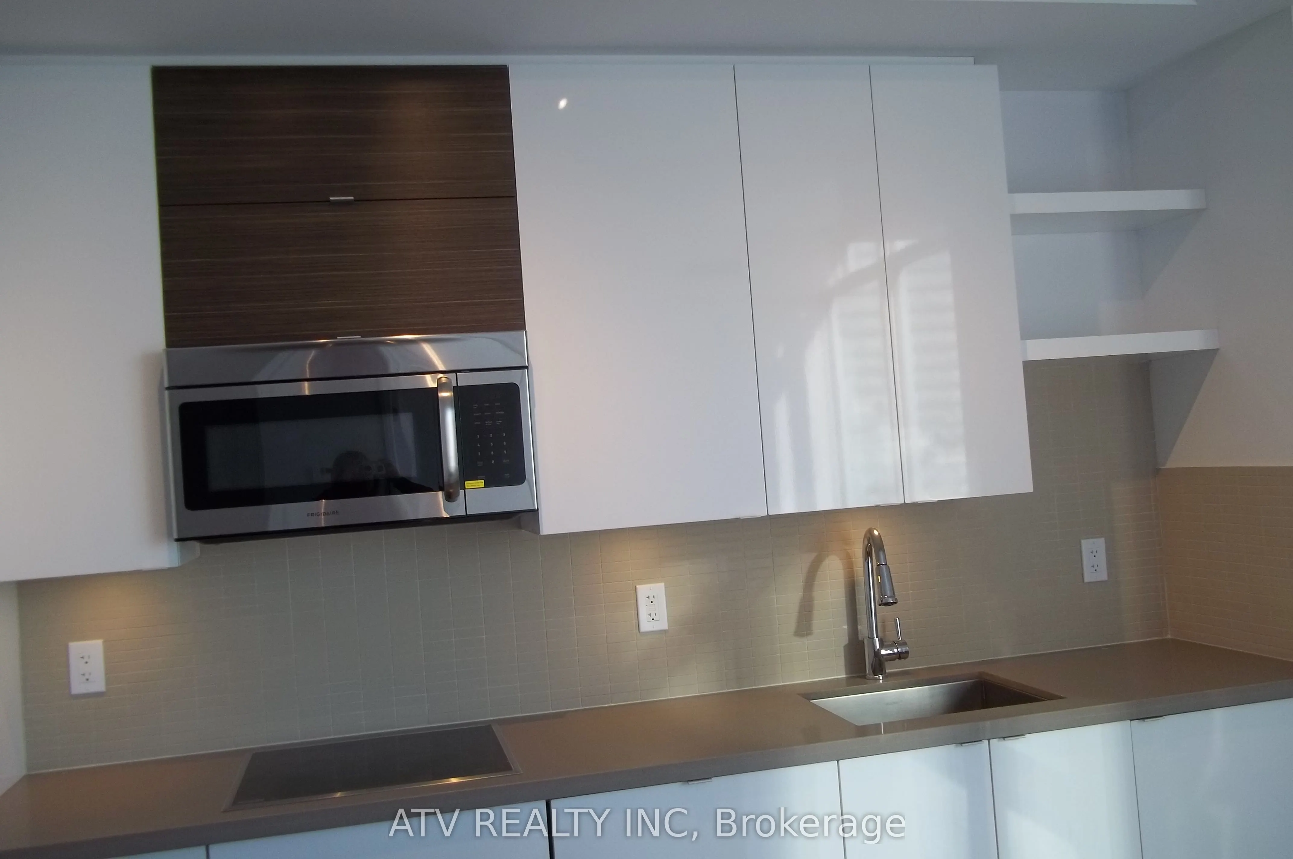 59 Annie Craig Drive, #612