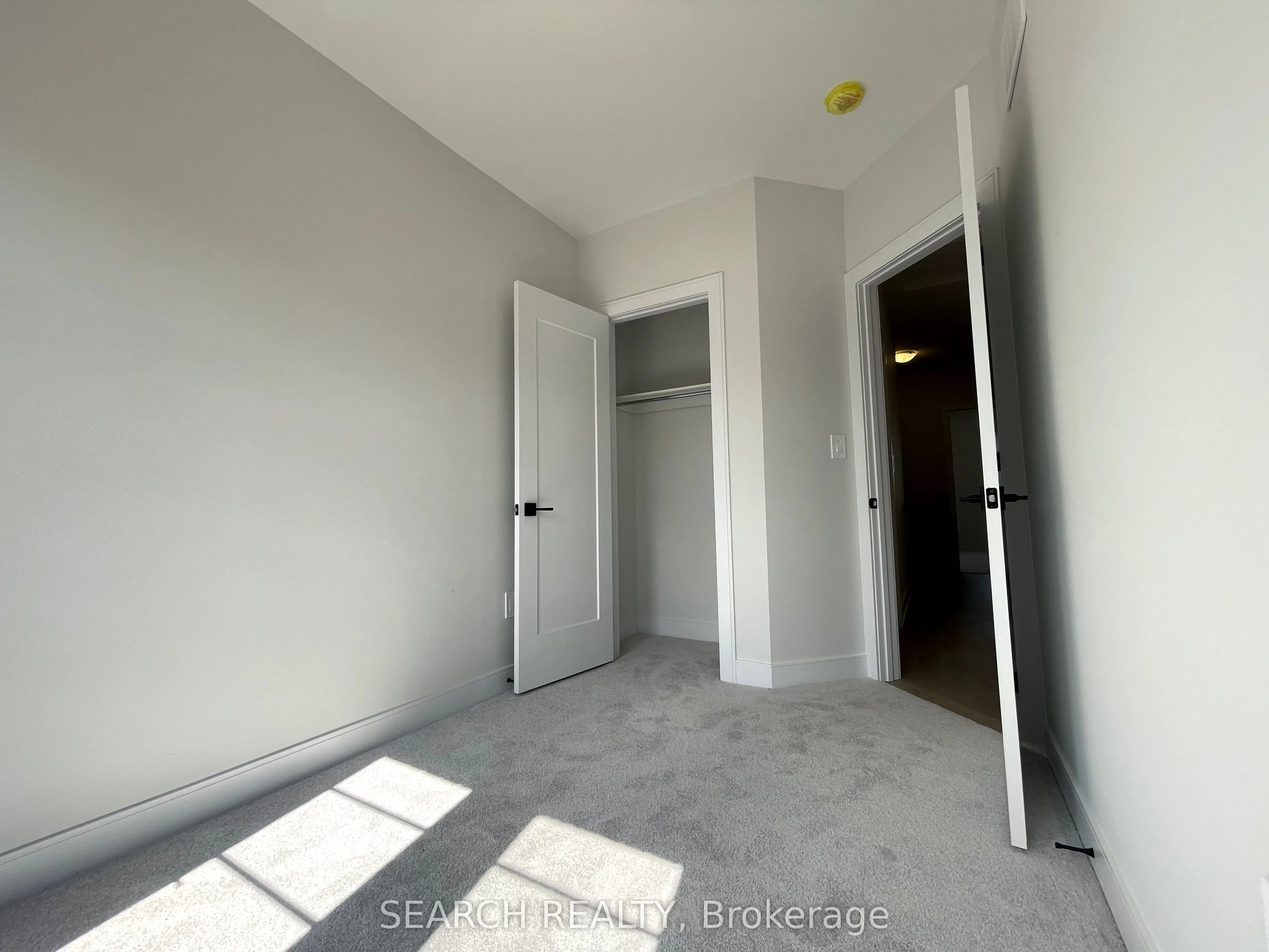 5939 Saigon Avenue