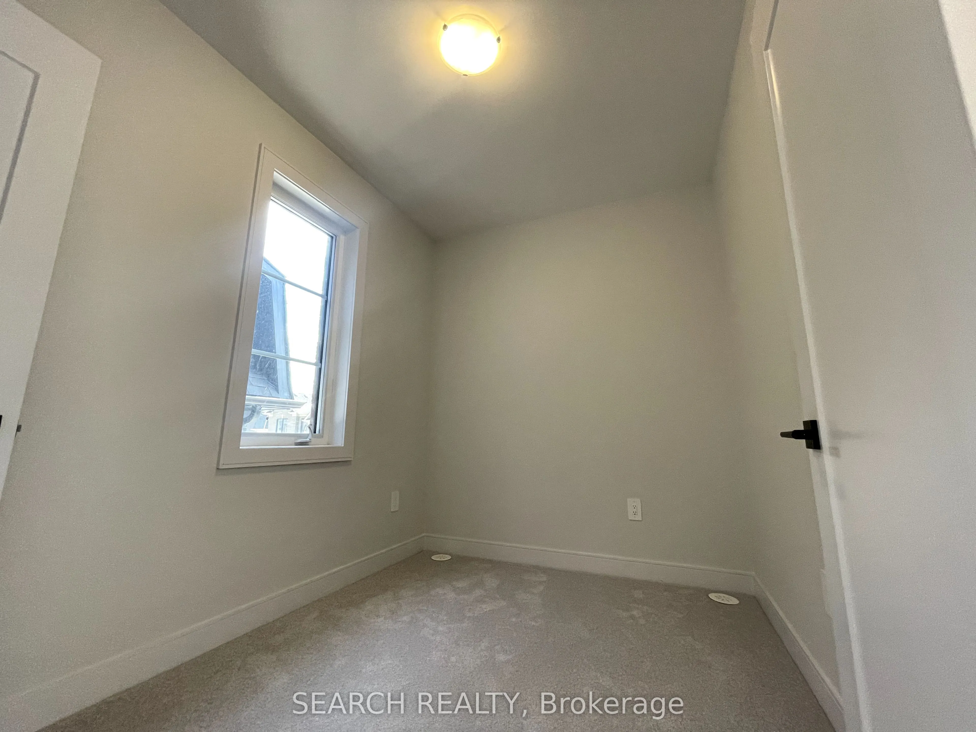 5939 Saigon Avenue
