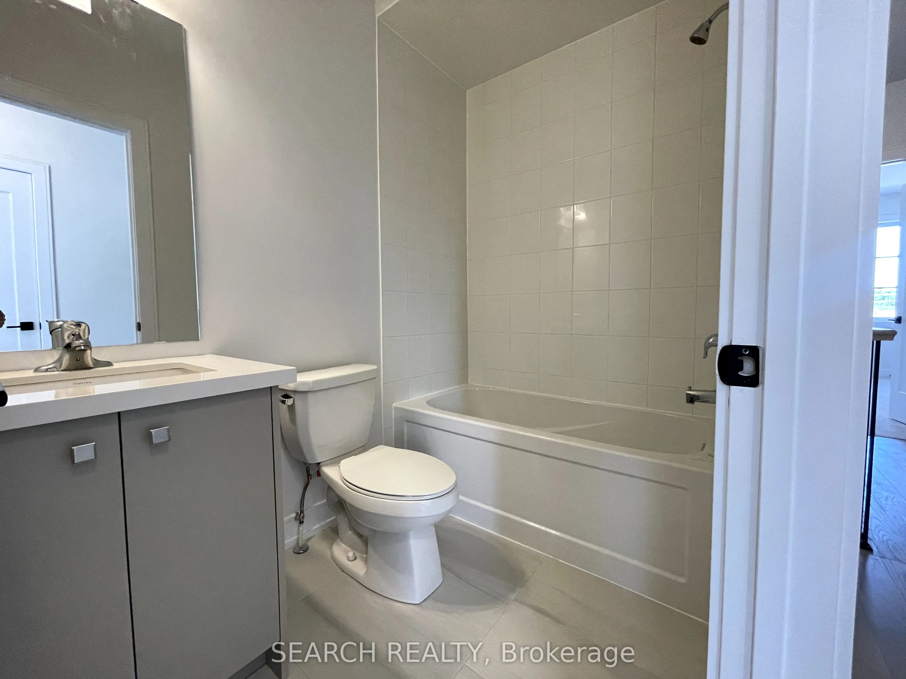5939 Saigon Avenue