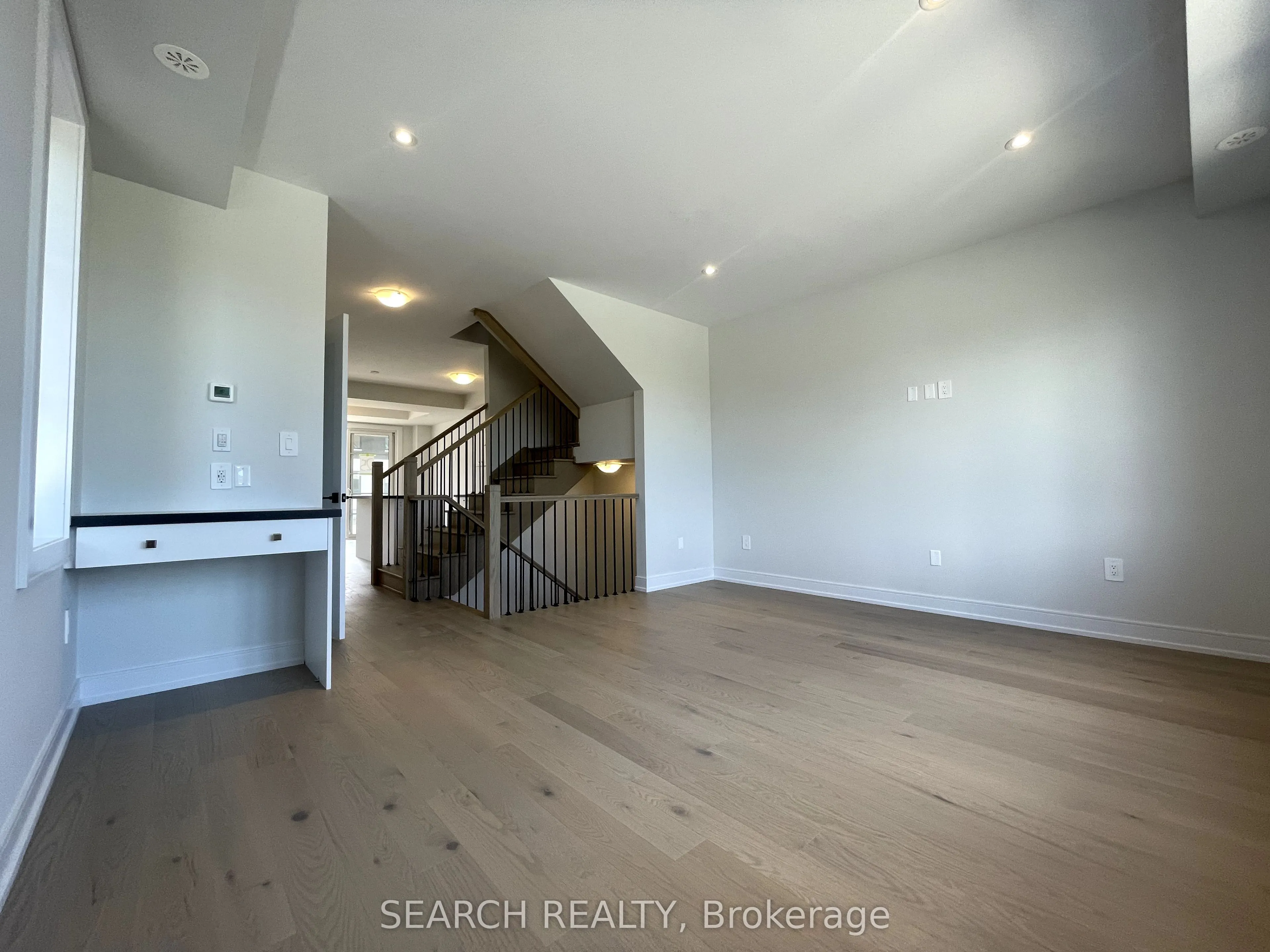 5939 Saigon Avenue