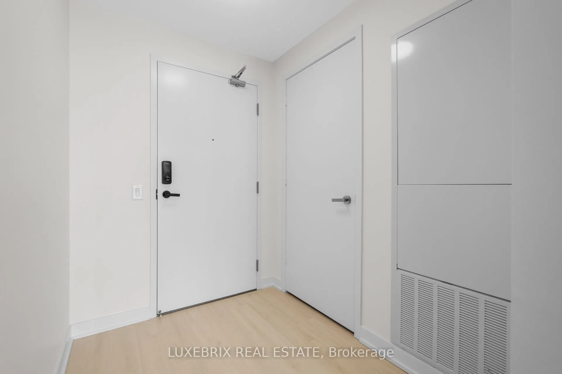 3900 Confederation Parkway, #2112