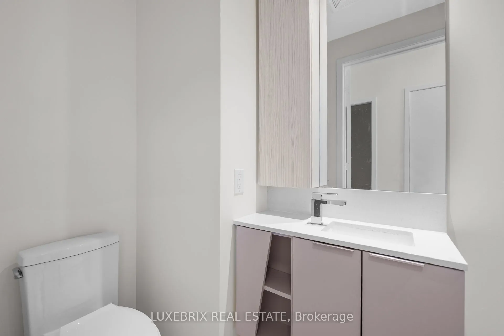 3900 Confederation Parkway, #2112