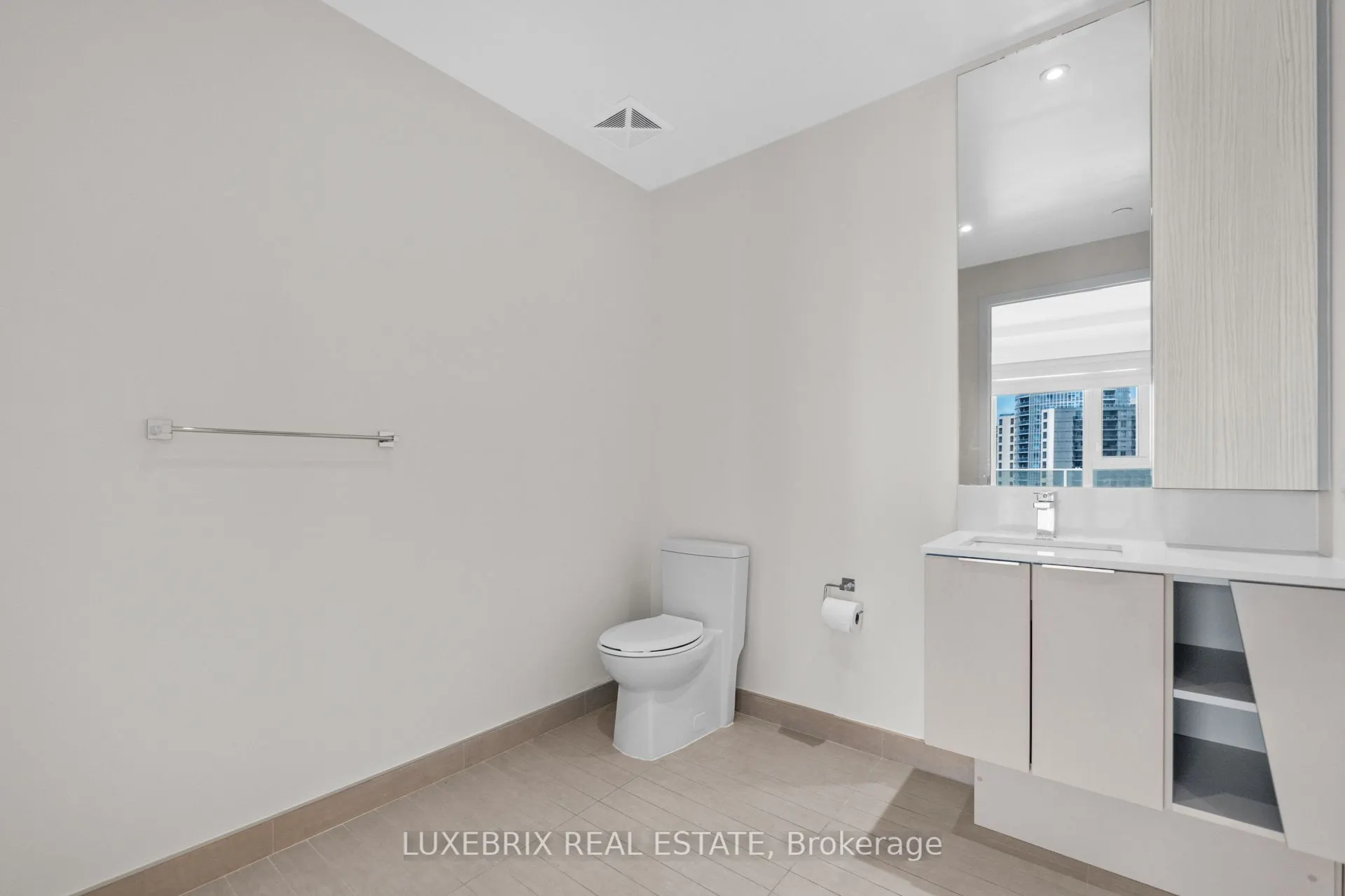 3900 Confederation Parkway, #2112