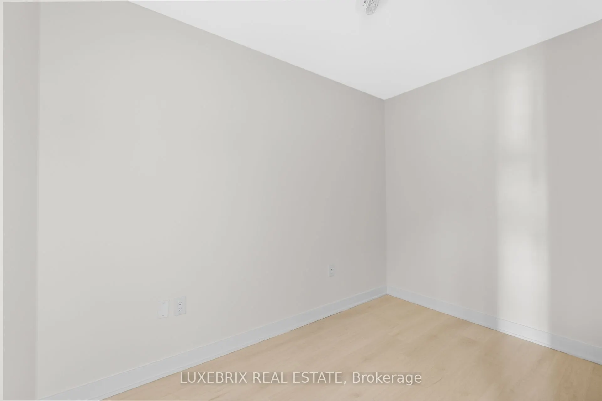3900 Confederation Parkway, #2112