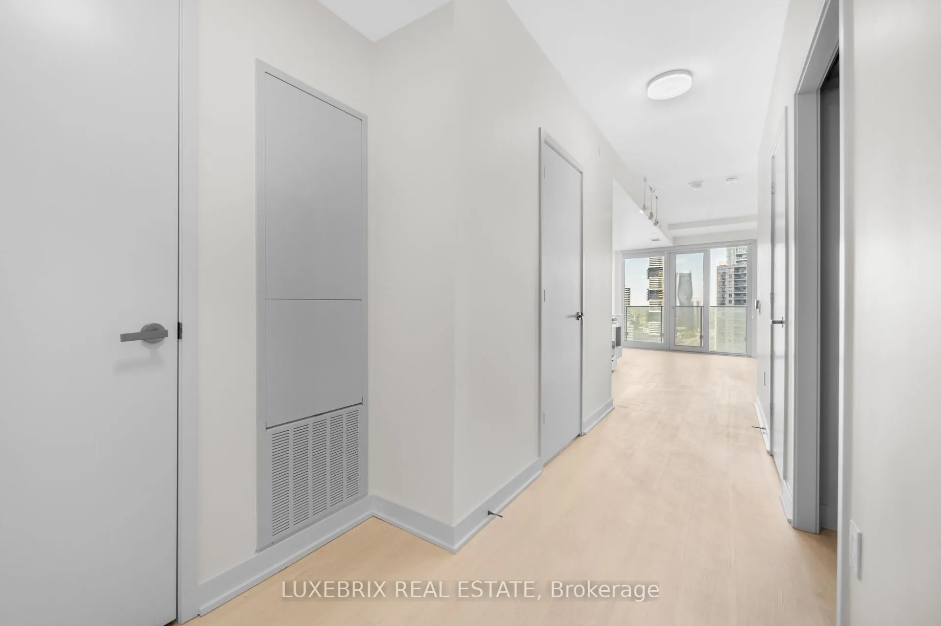 3900 Confederation Parkway, #2112