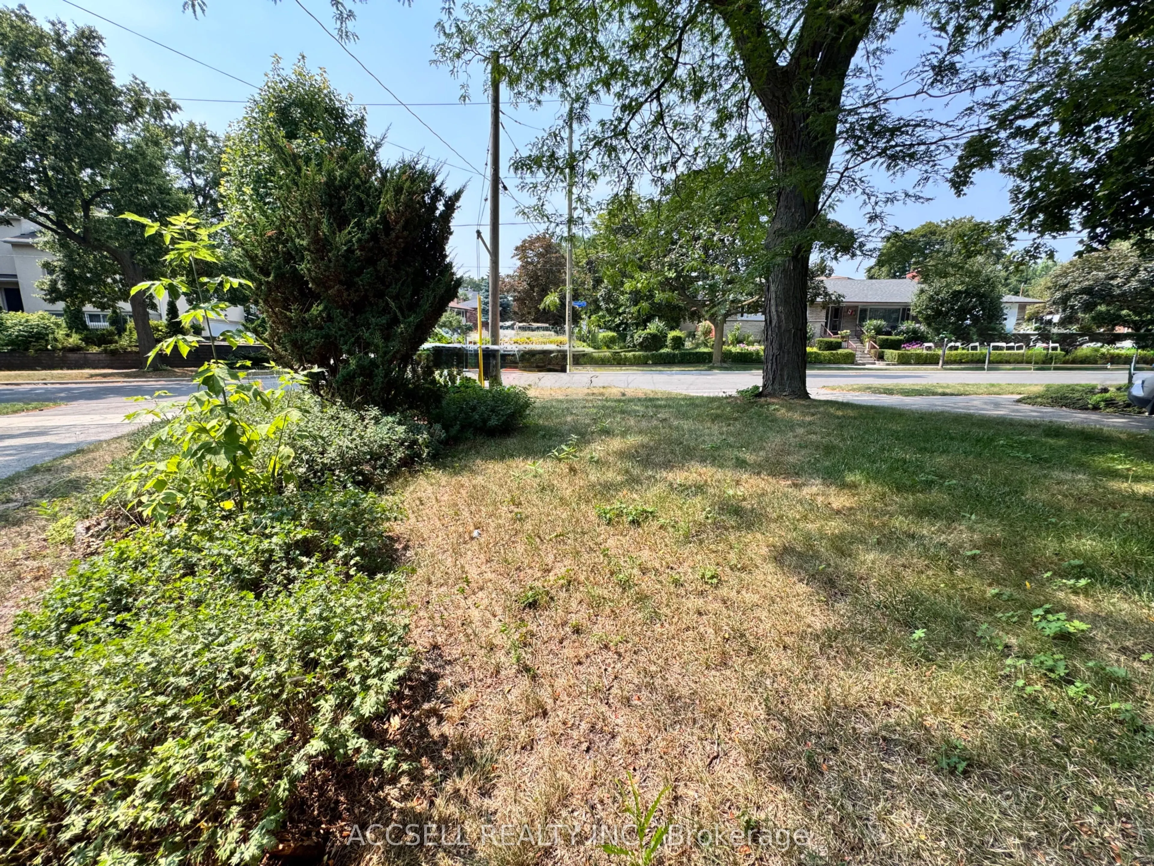 99 Bonnyview Drive