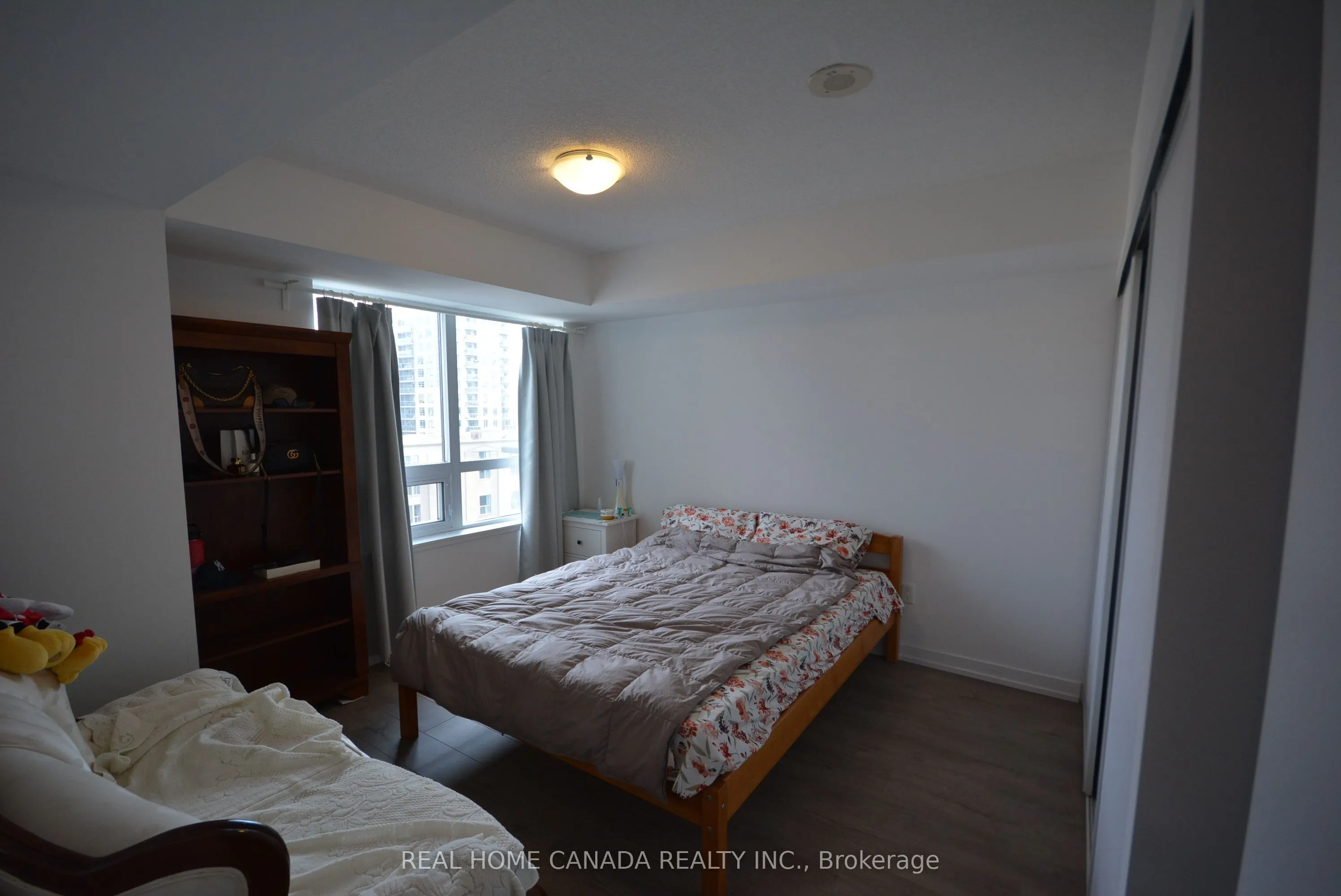 1410 Dupont Street, #804