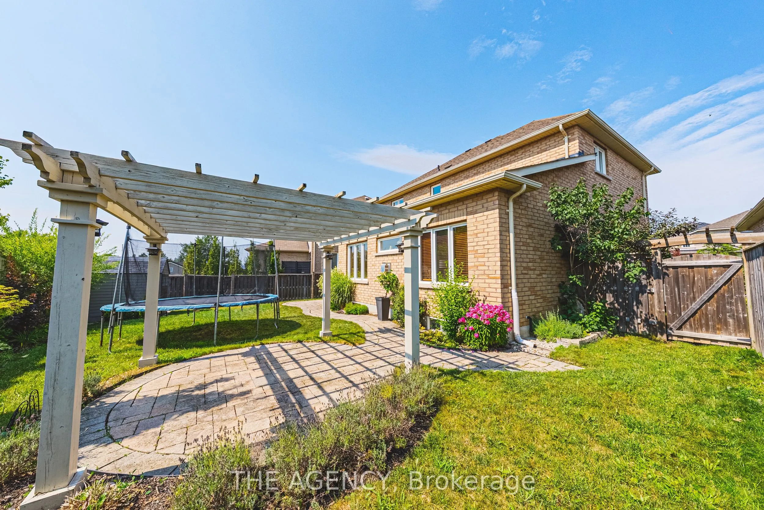 636 Serafini Crescent