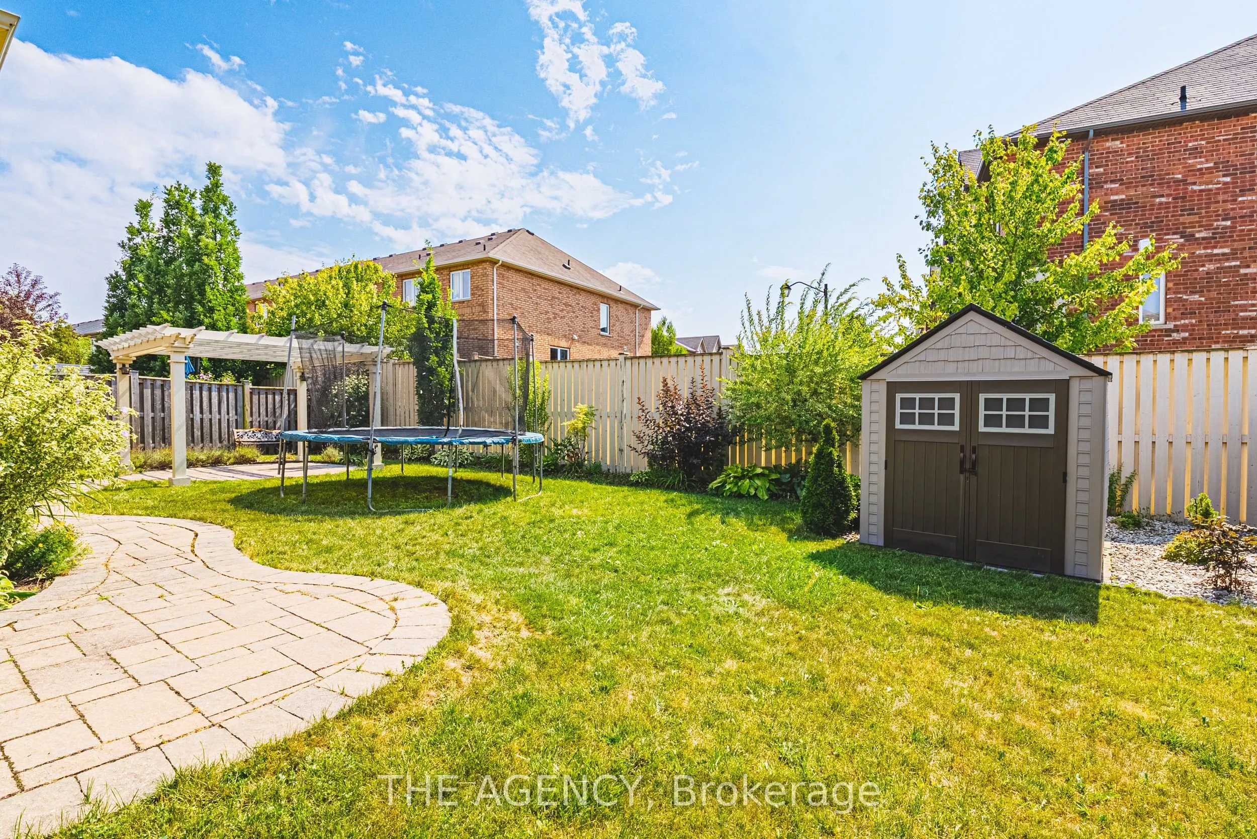 636 Serafini Crescent