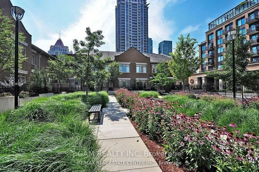 385 Prince Of Wales Drive, #1102