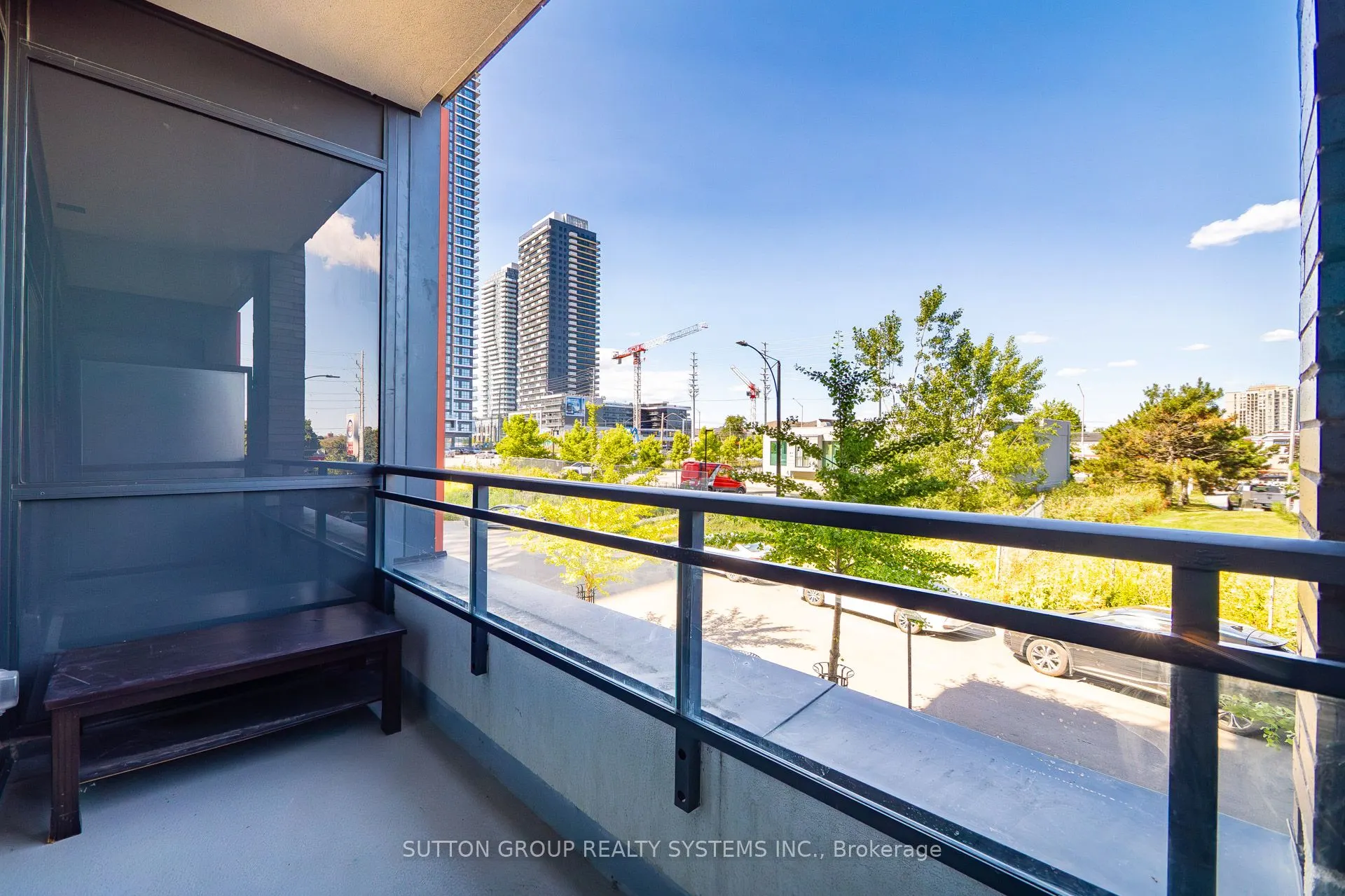 55 Eglinton Avenue W, #104