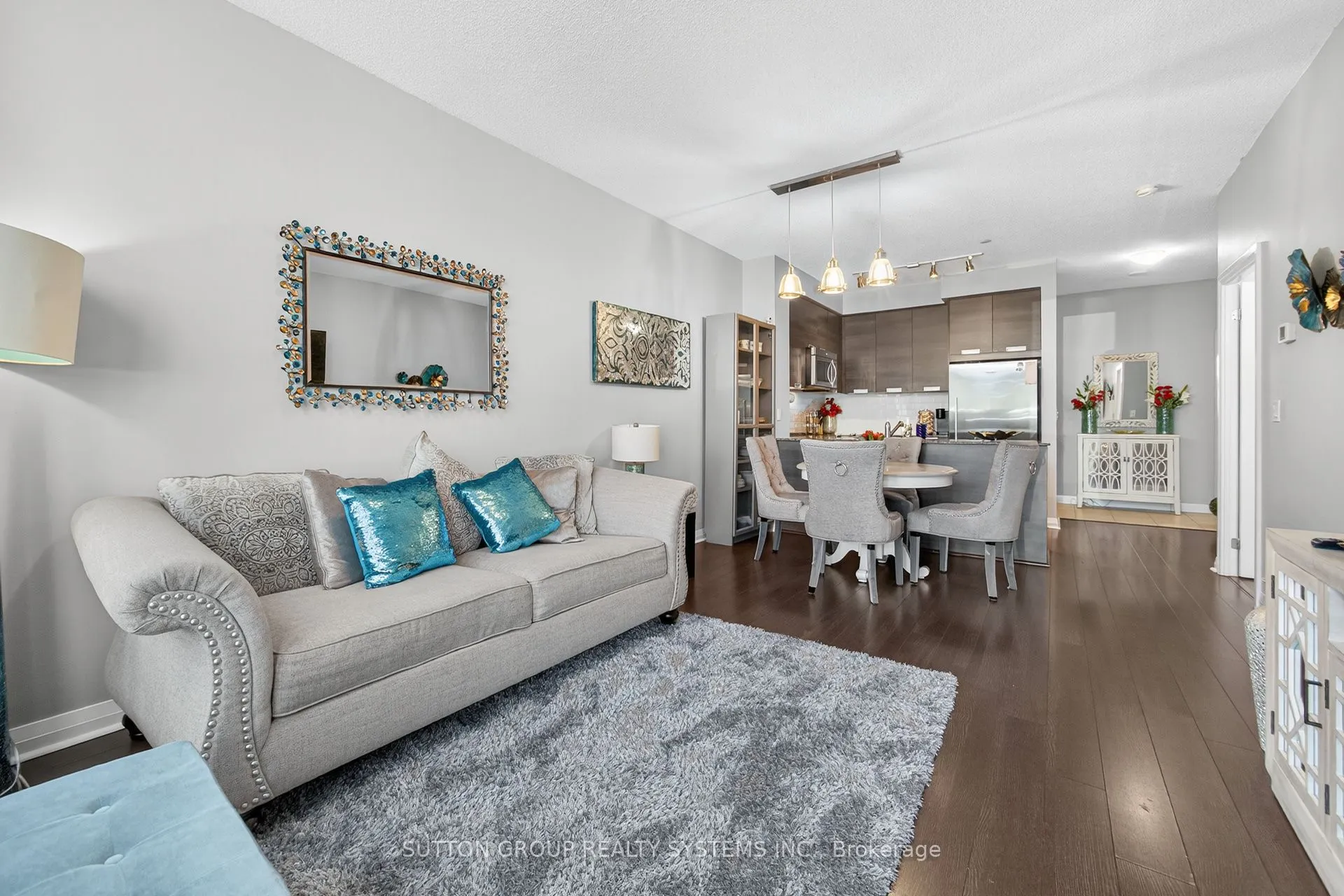 55 Eglinton Avenue W, #104