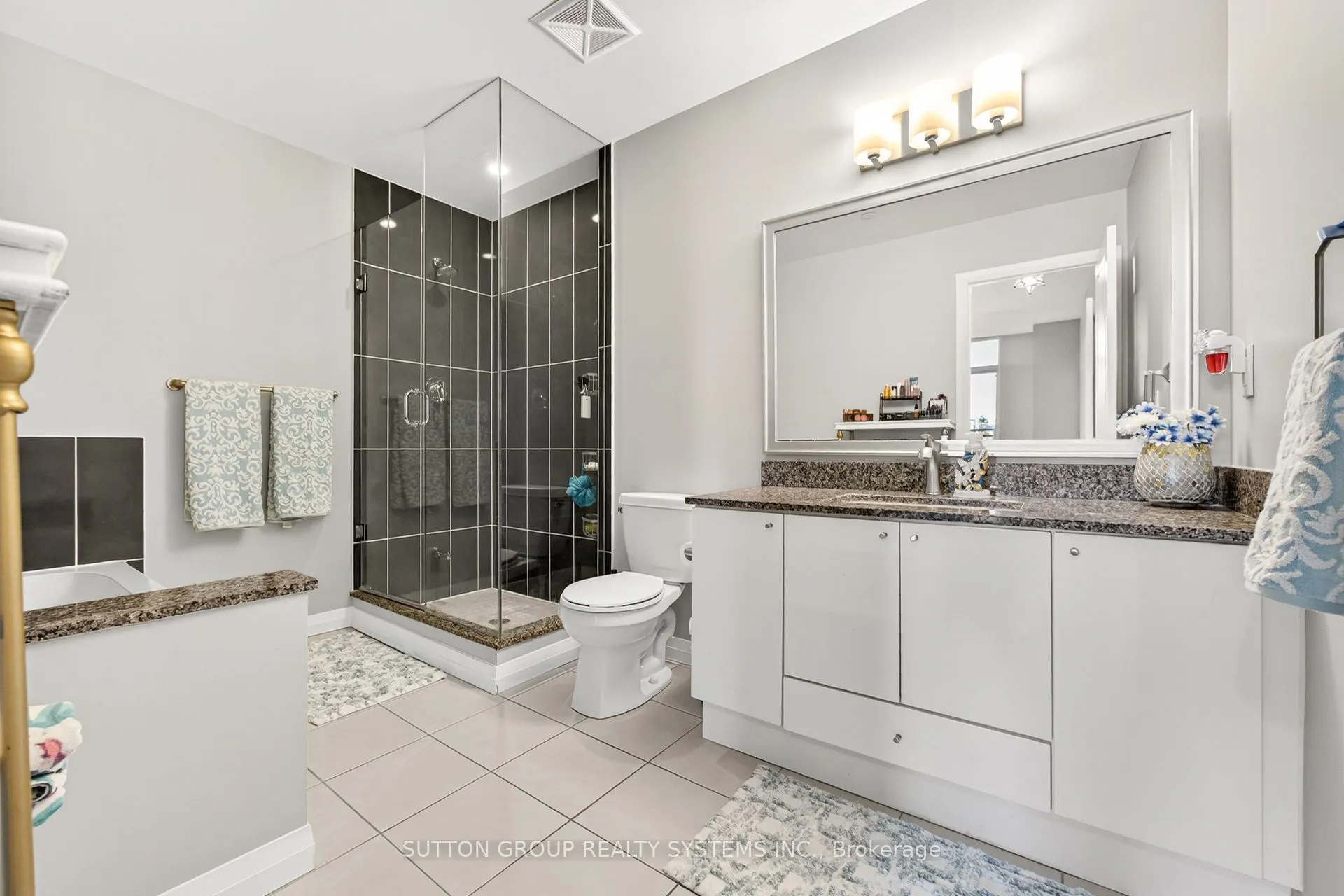 55 Eglinton Avenue W, #104