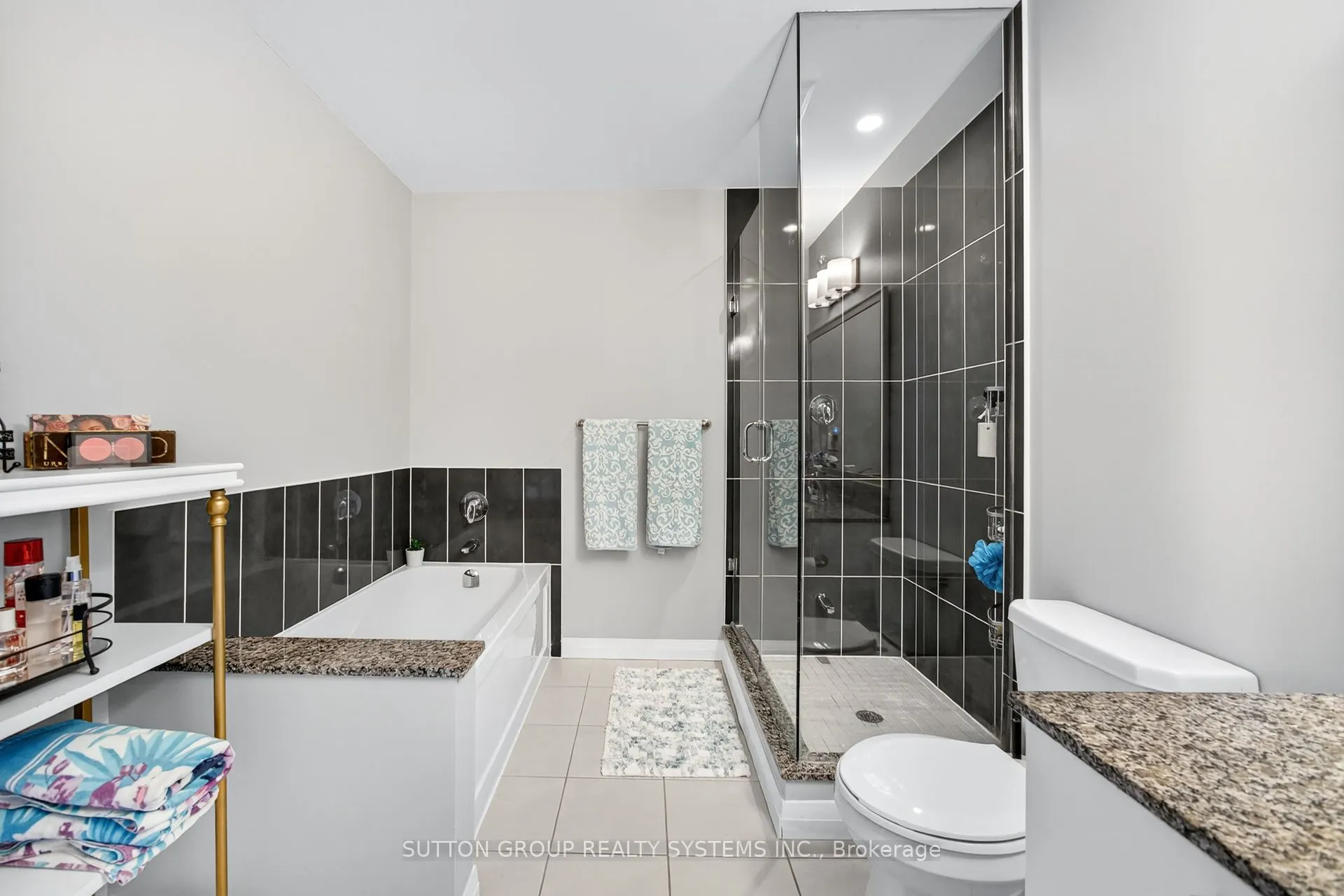 55 Eglinton Avenue W, #104