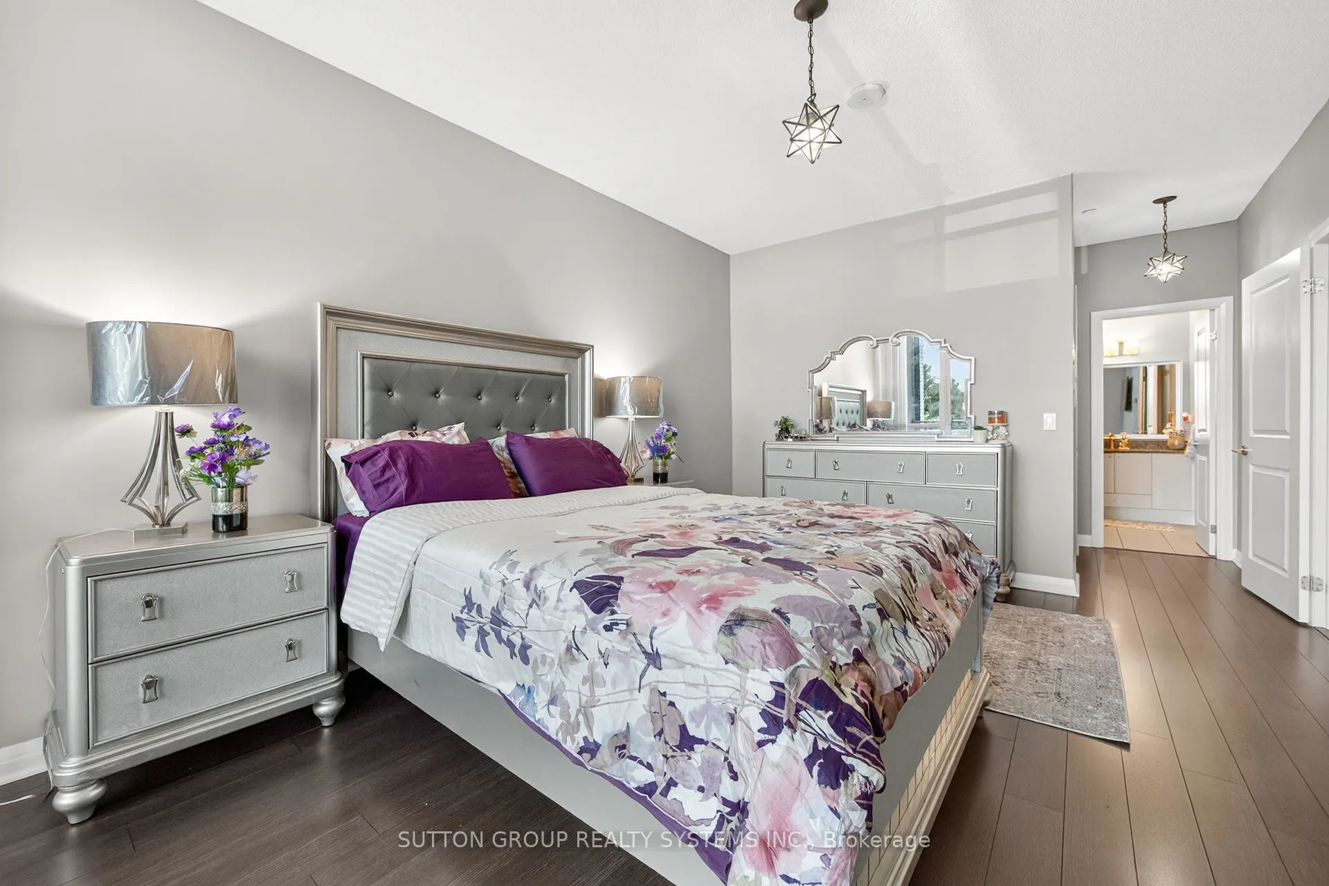 55 Eglinton Avenue W, #104