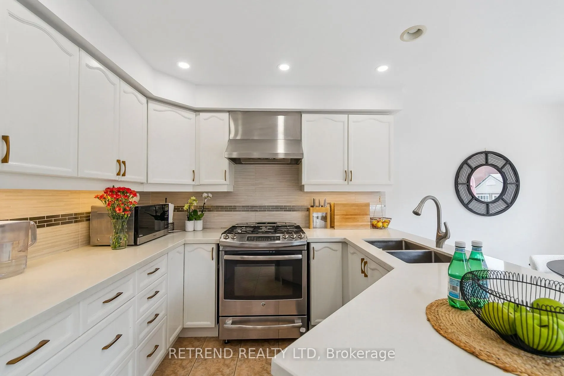 3550 Stonecutter Crescent
