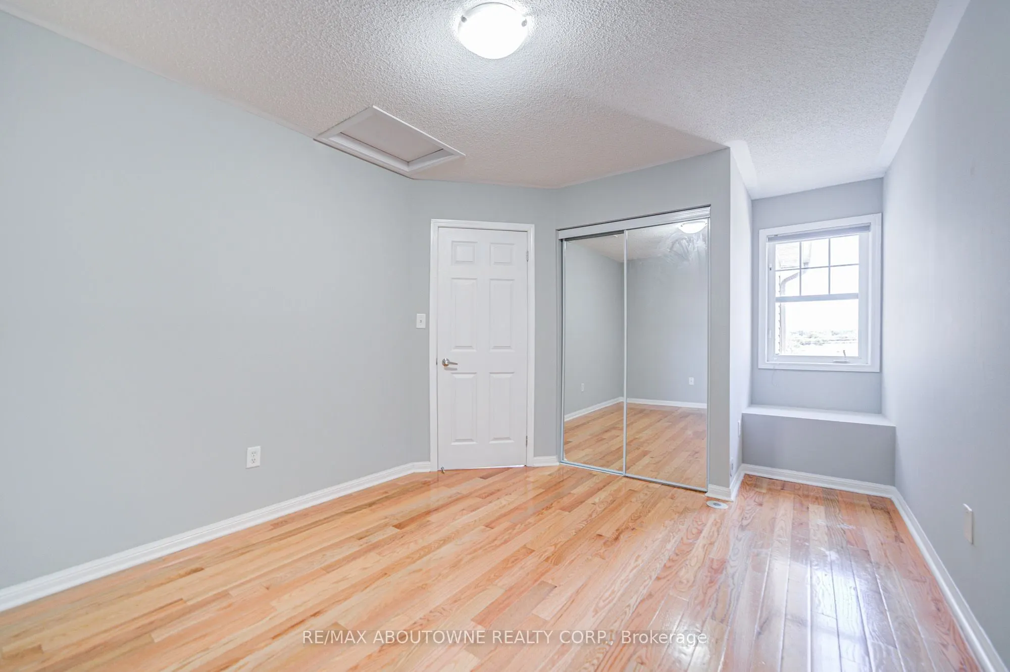 3127 STORNOWAY Circle