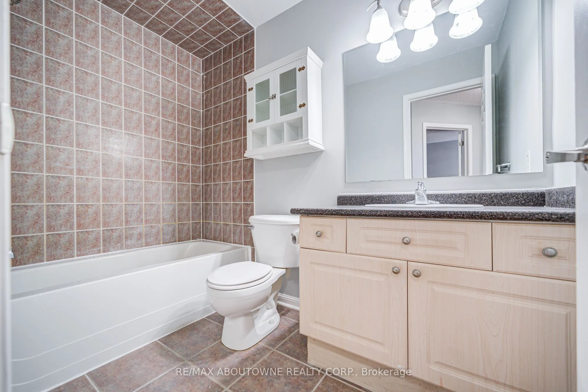 3127 STORNOWAY Circle