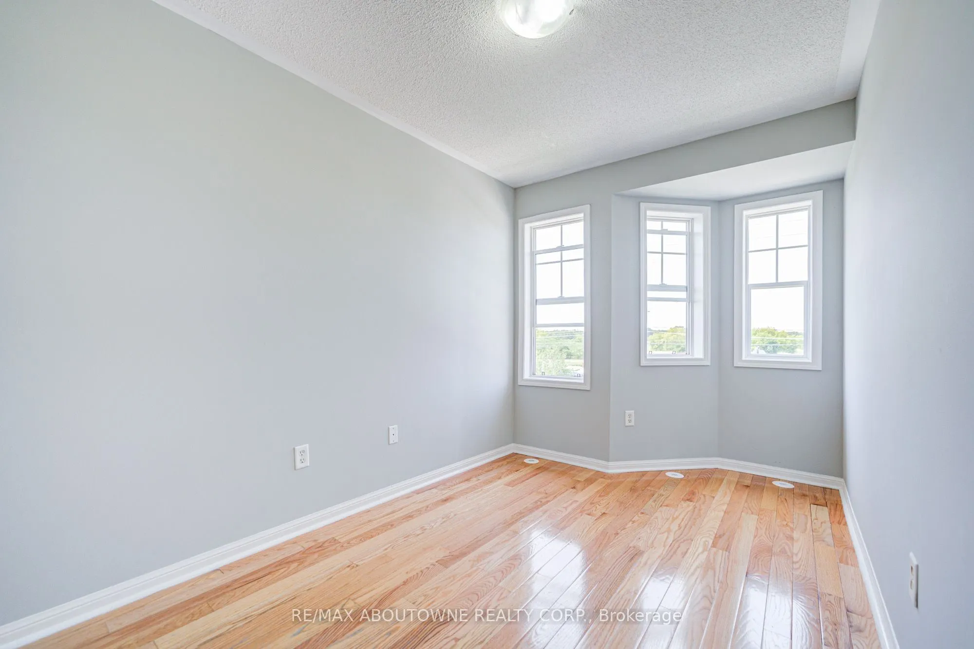 3127 STORNOWAY Circle