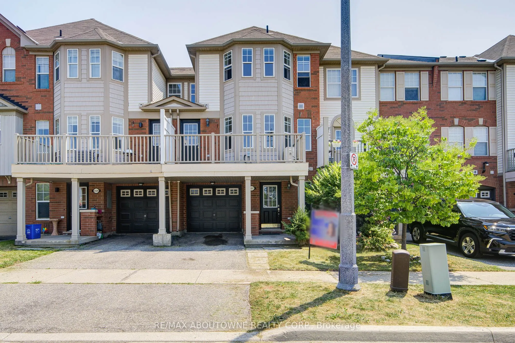 3127 STORNOWAY Circle