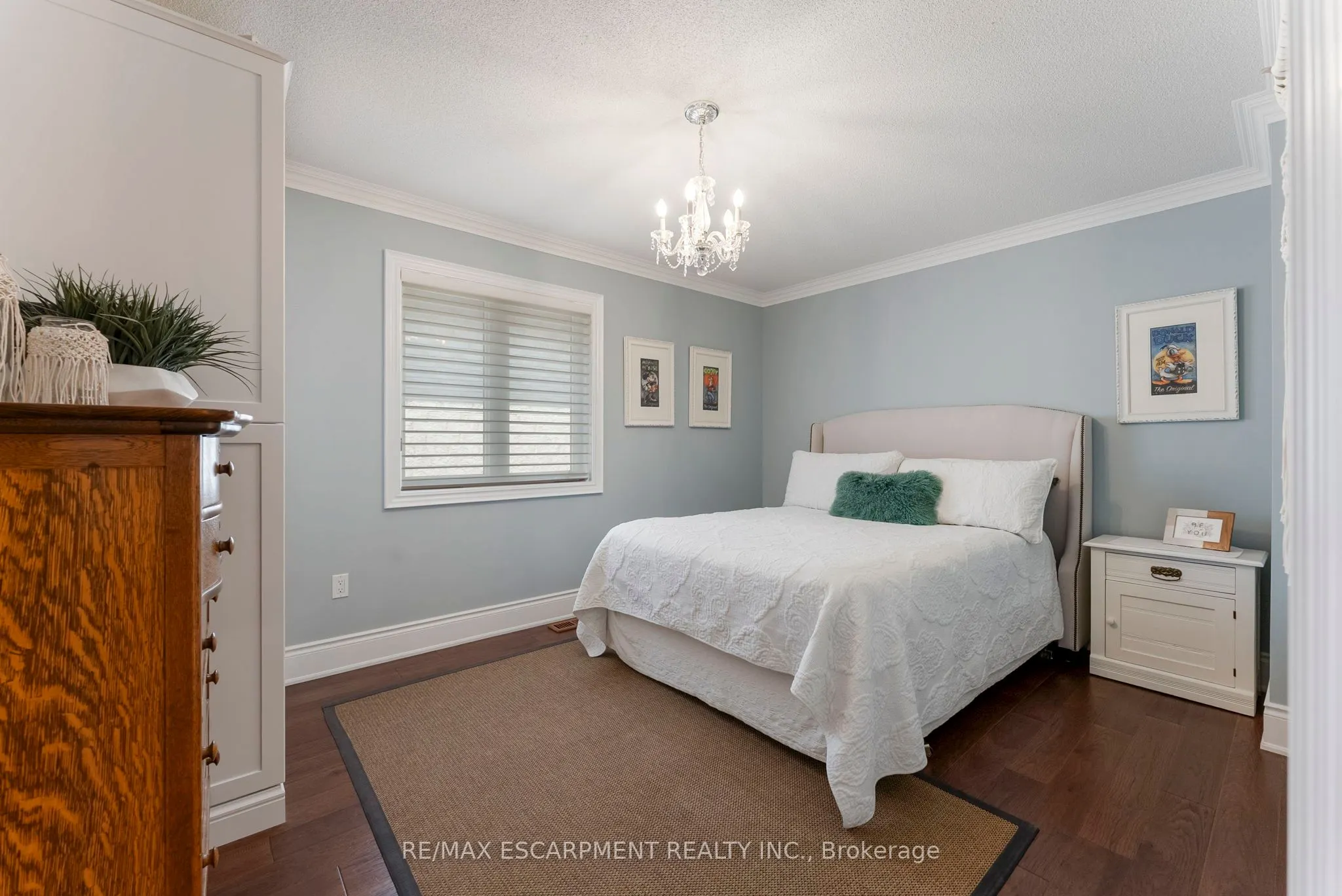 3143 Watercliffe Court