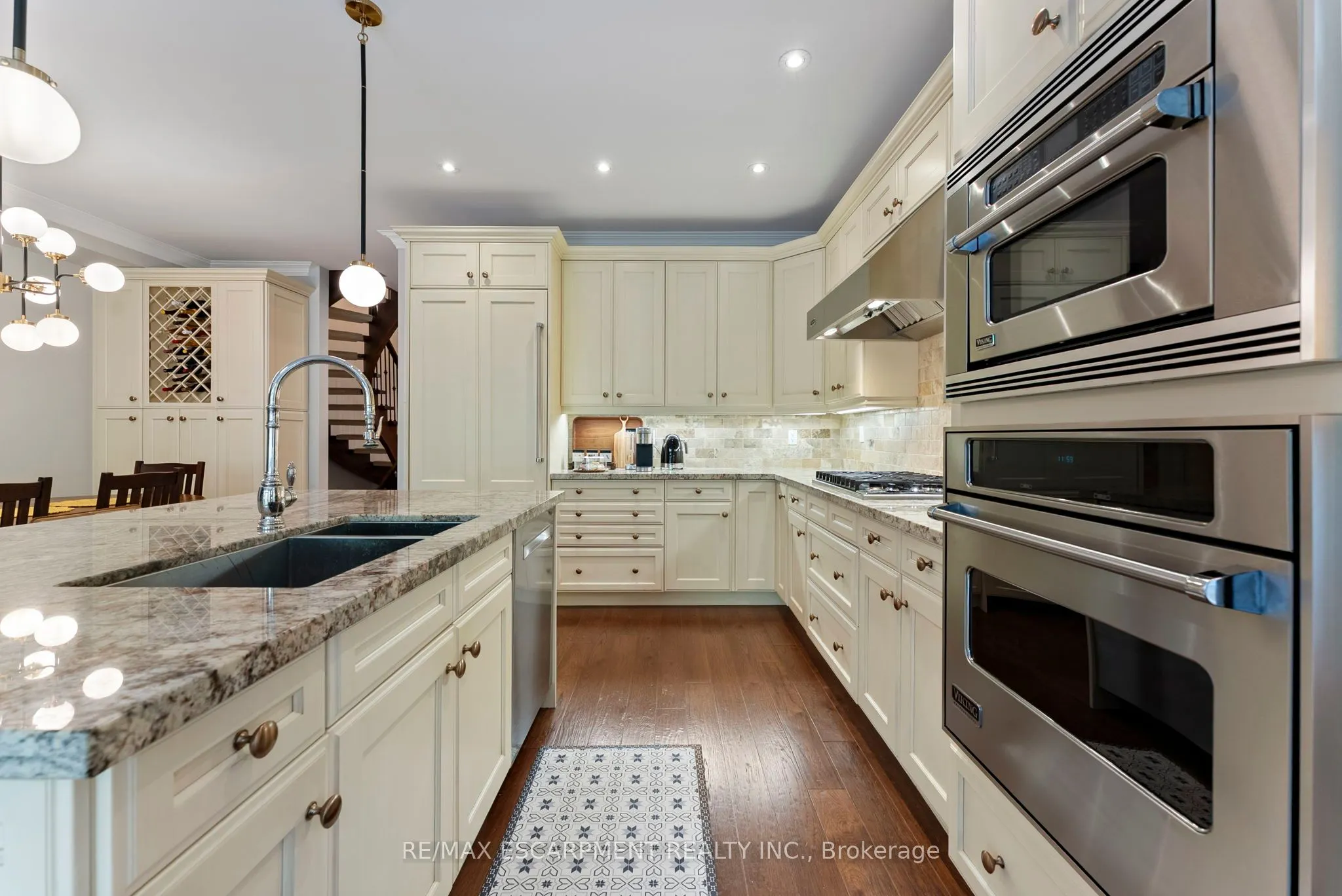 3143 Watercliffe Court