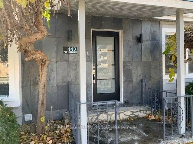 442 Broadway Avenue, #Upper