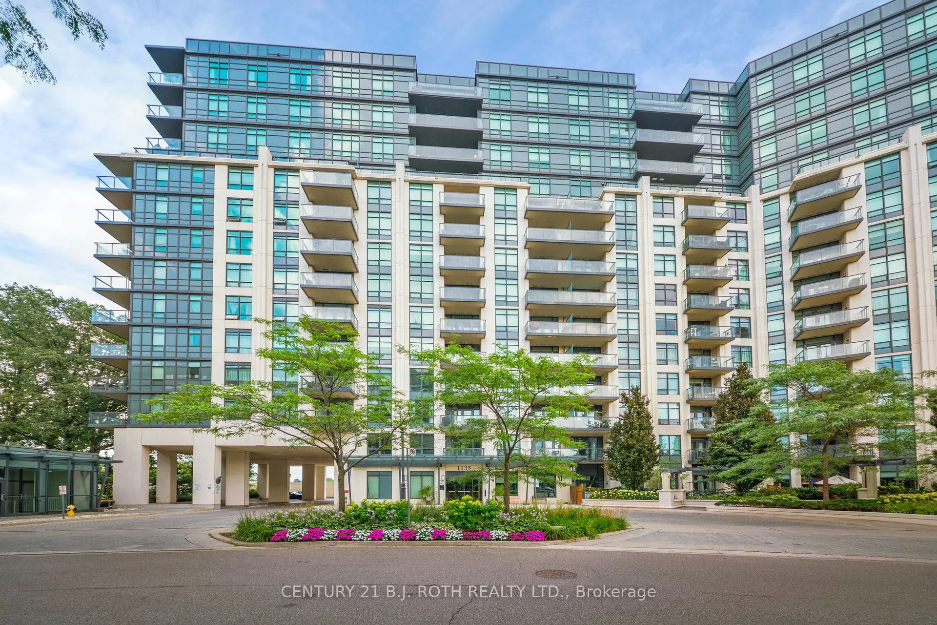 1135 Royal York Road, #318