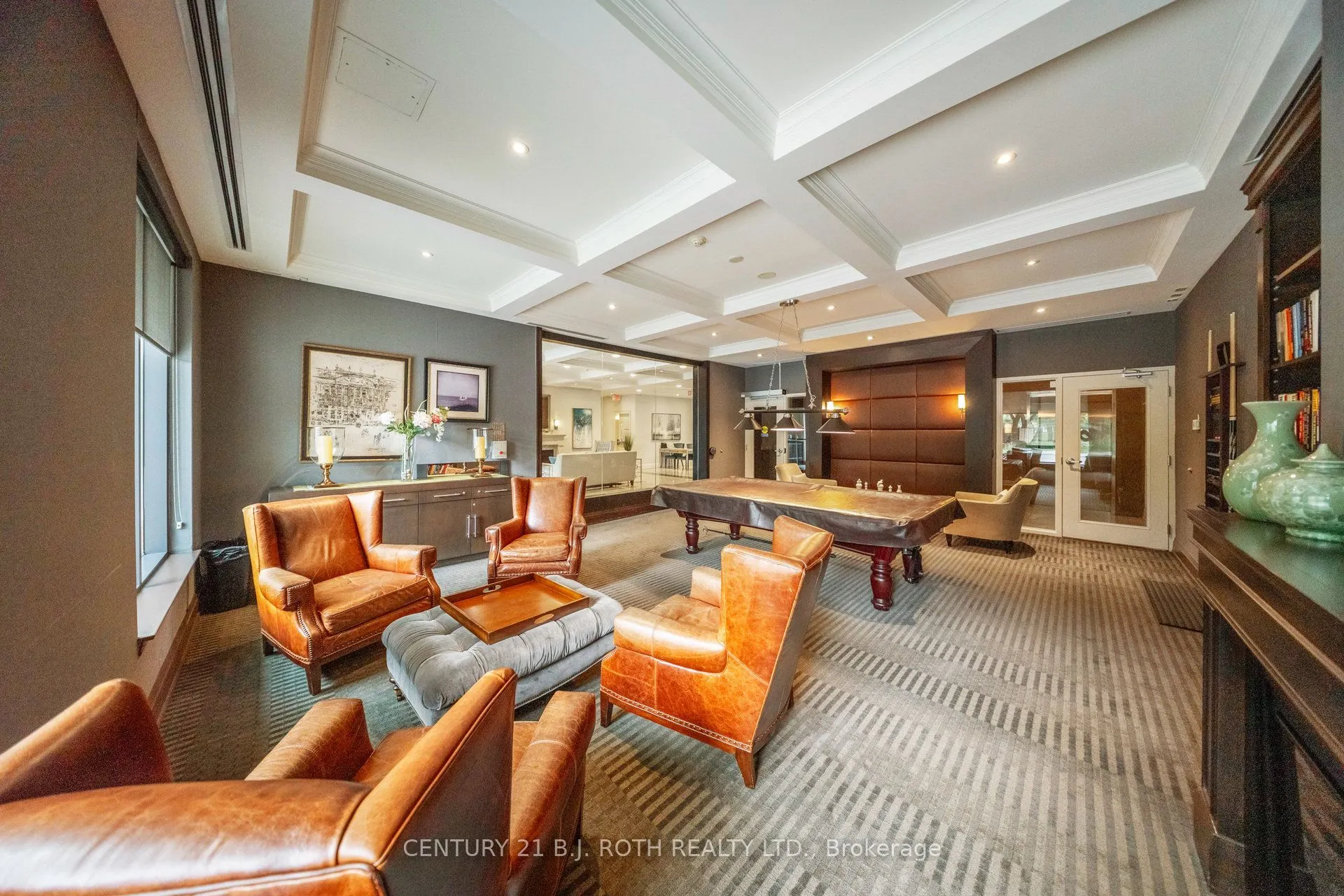 1135 Royal York Road, #318