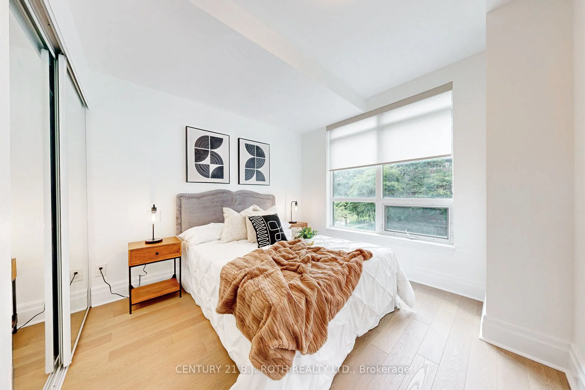 1135 Royal York Road, #318
