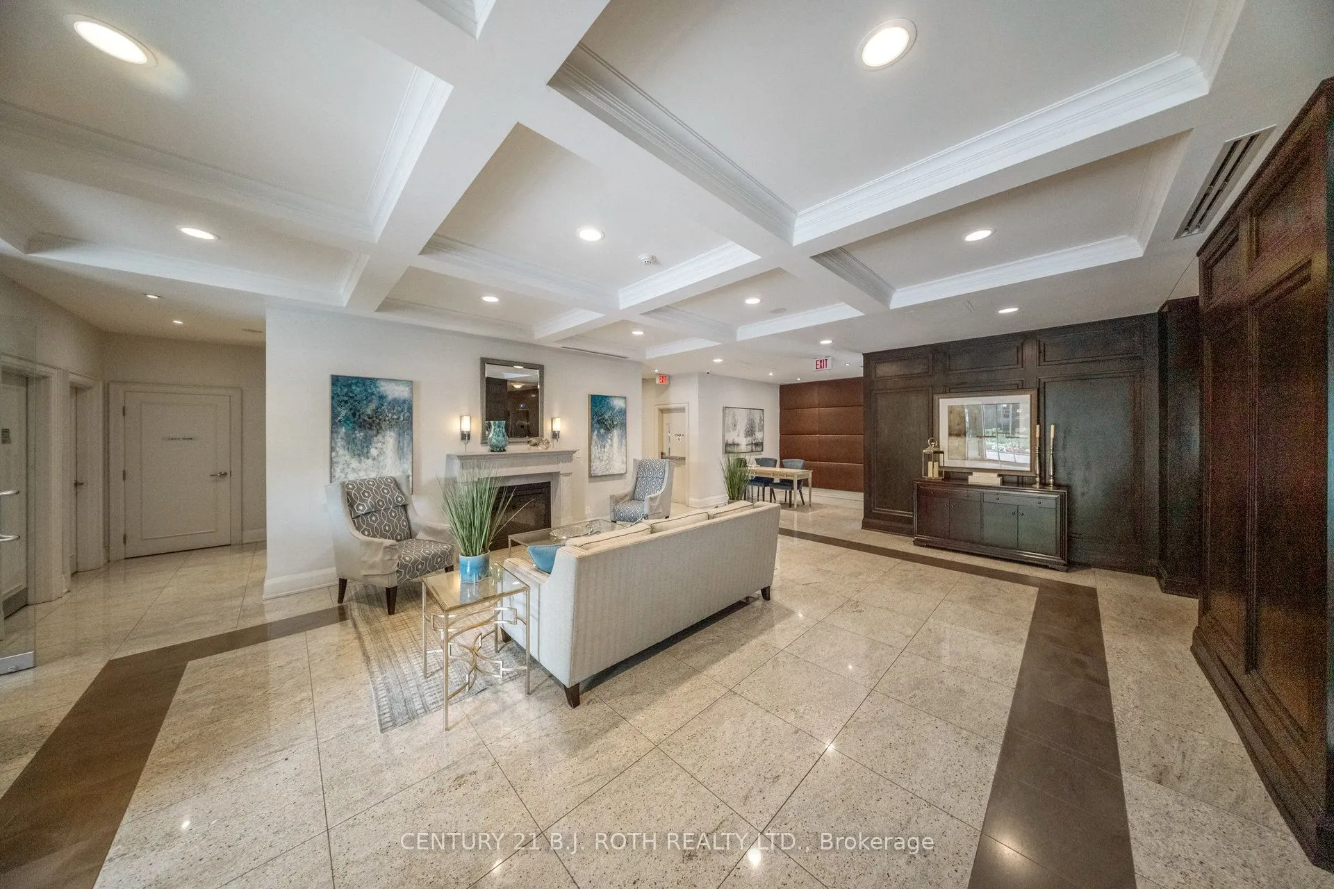 1135 Royal York Road, #318