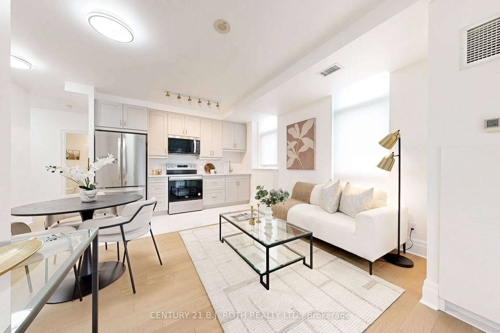 1135 Royal York Road, #318