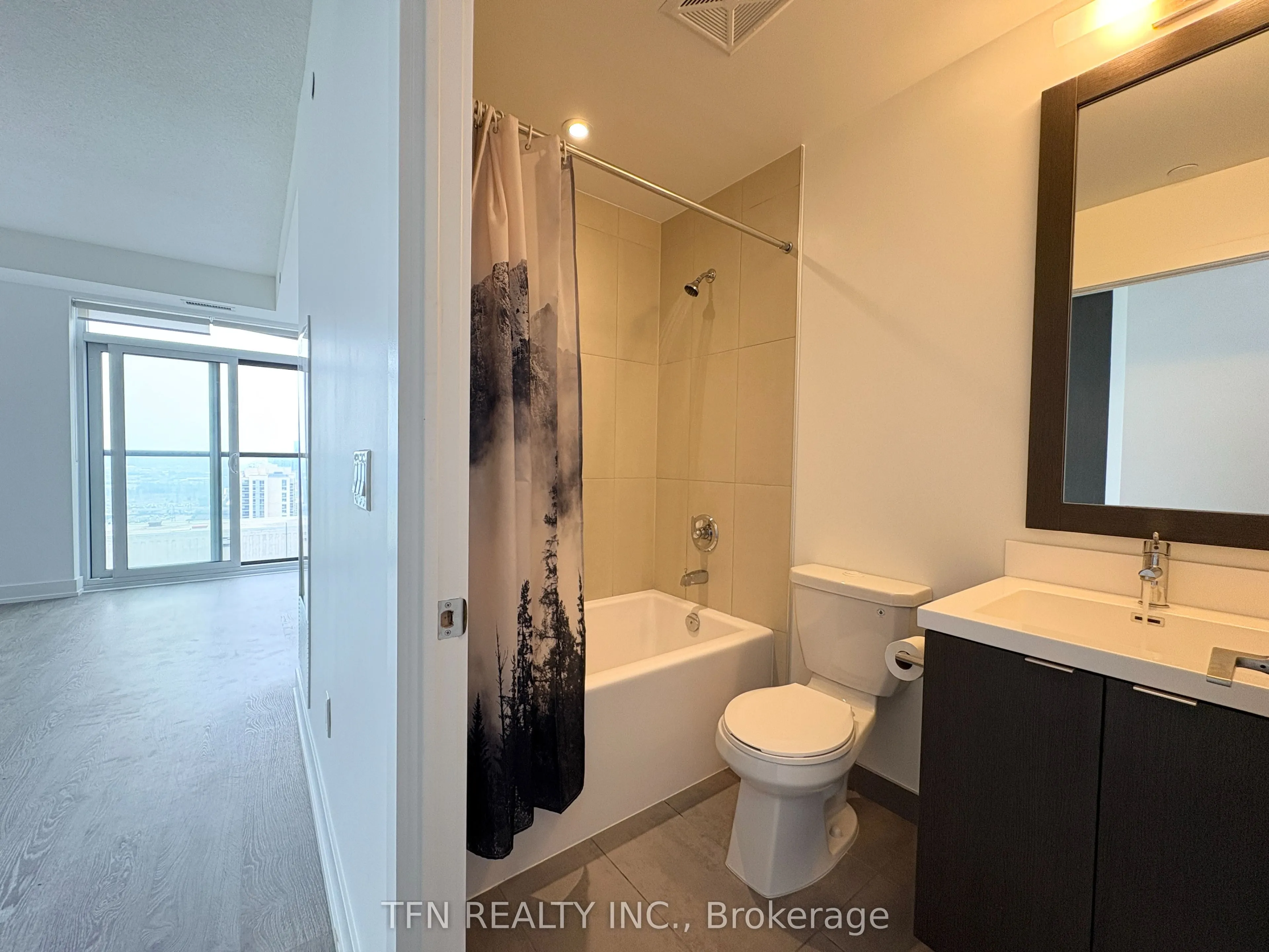 9 Mabelle Avenue, #3425