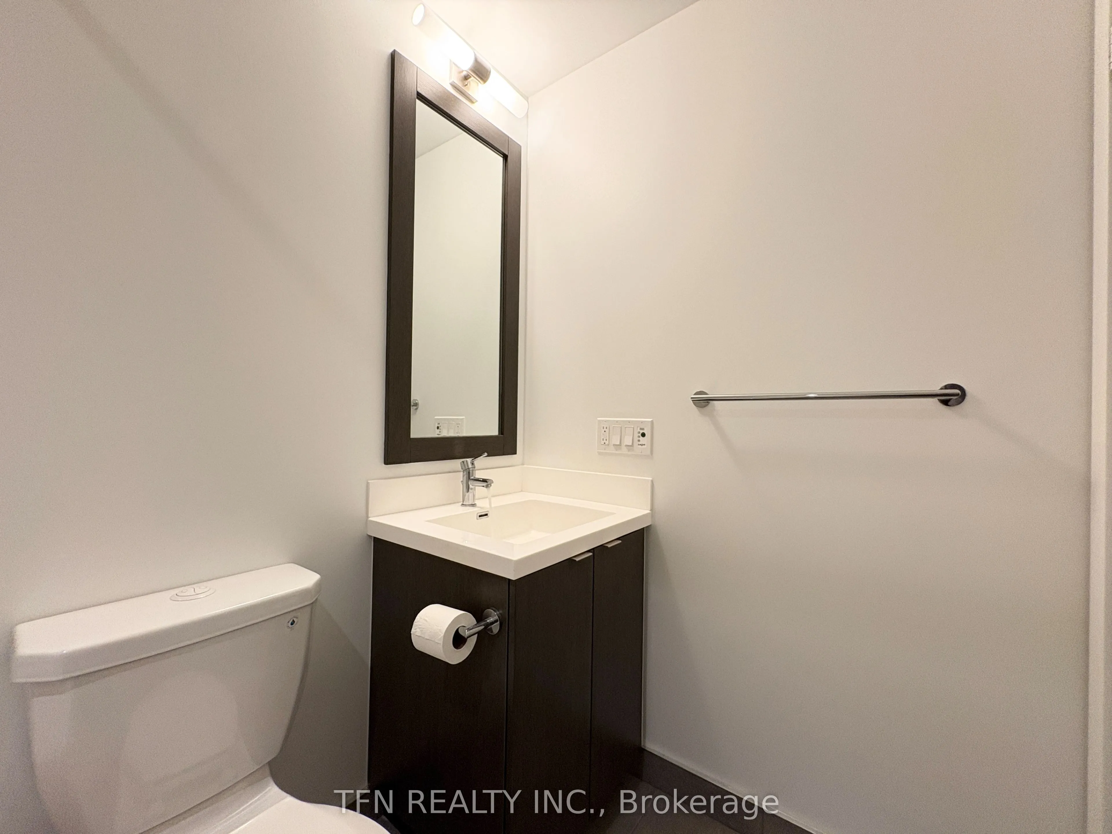 9 Mabelle Avenue, #3425