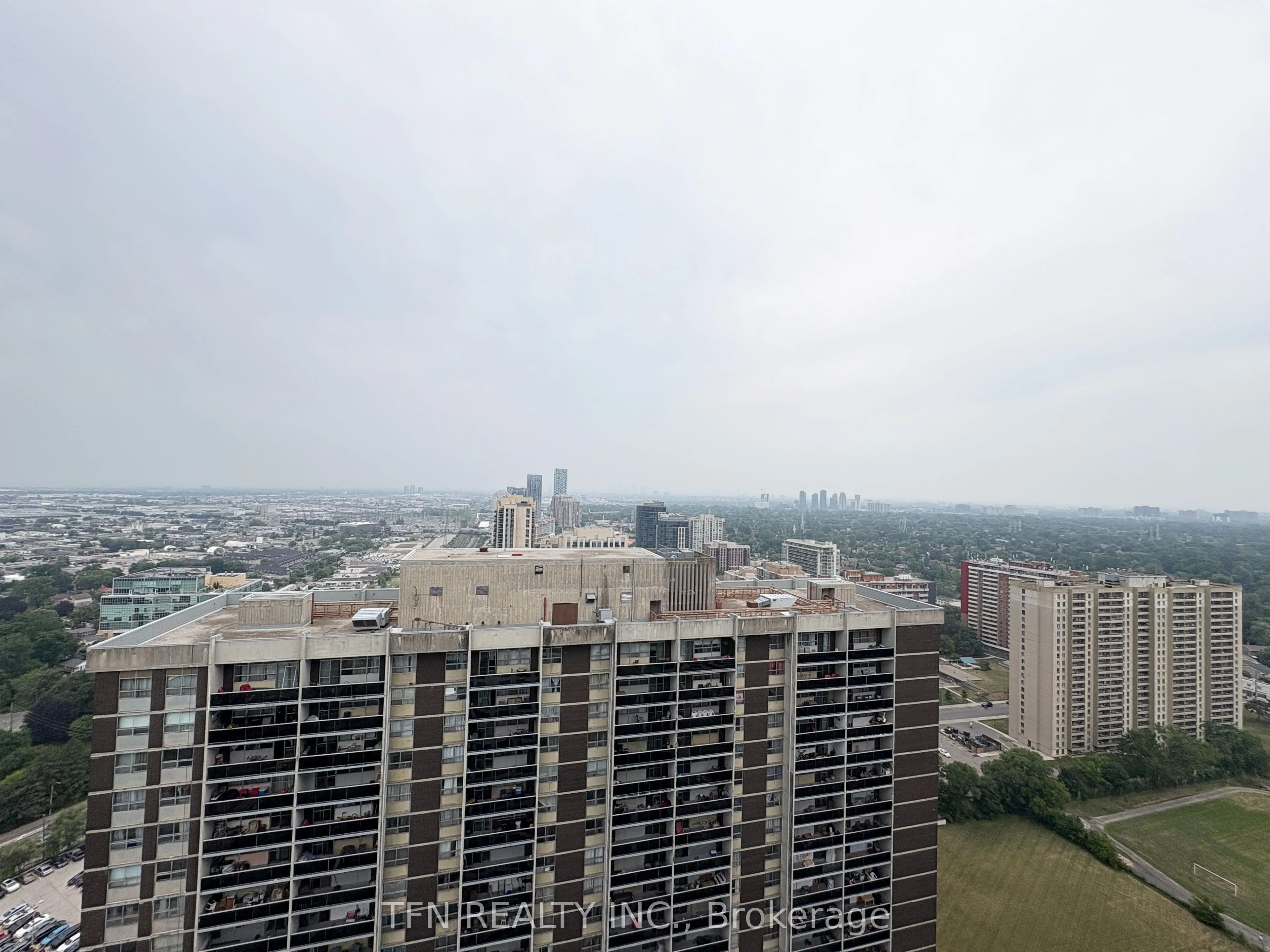 9 Mabelle Avenue, #3425