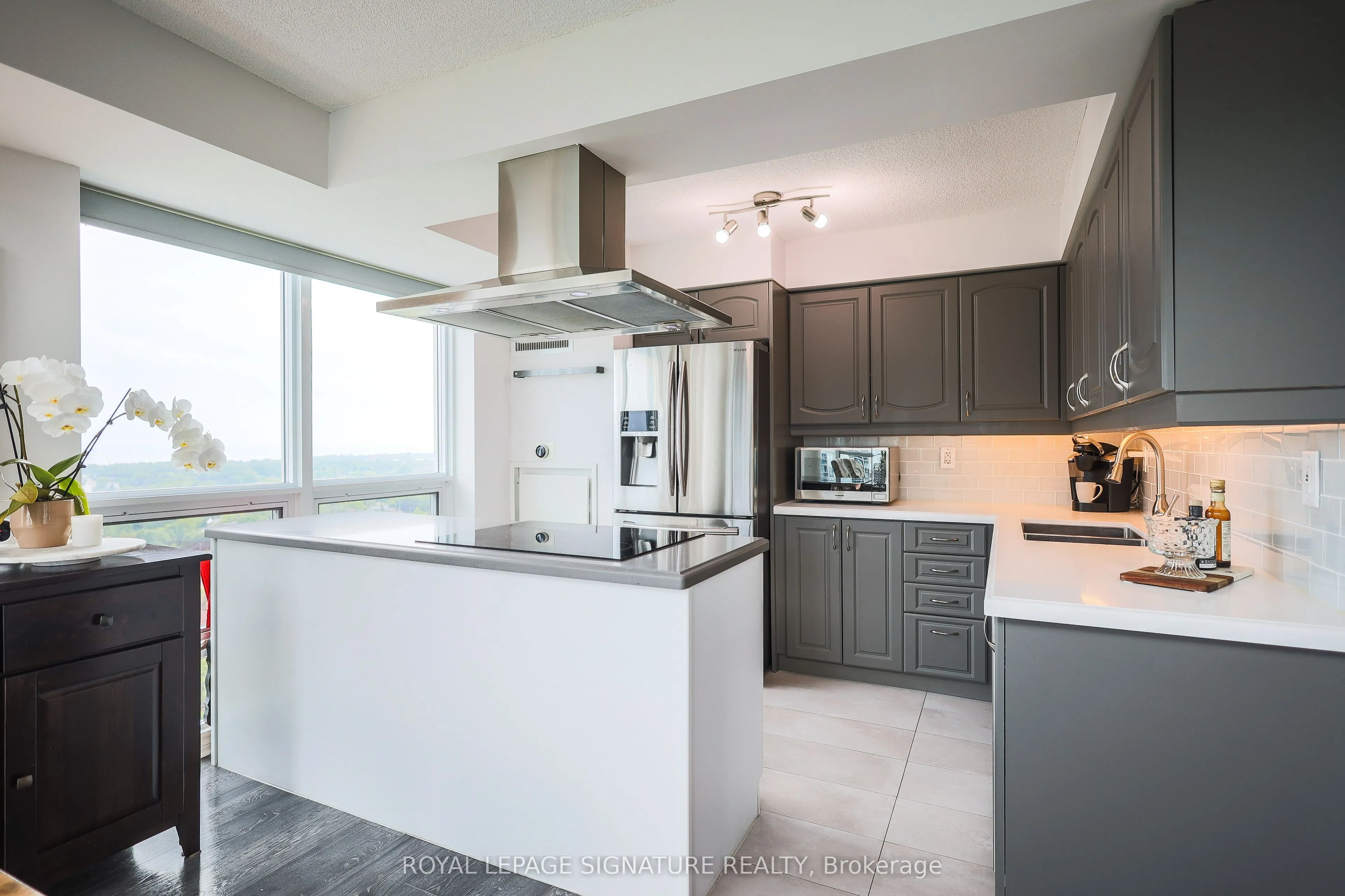 155 Legion Road N, #2304