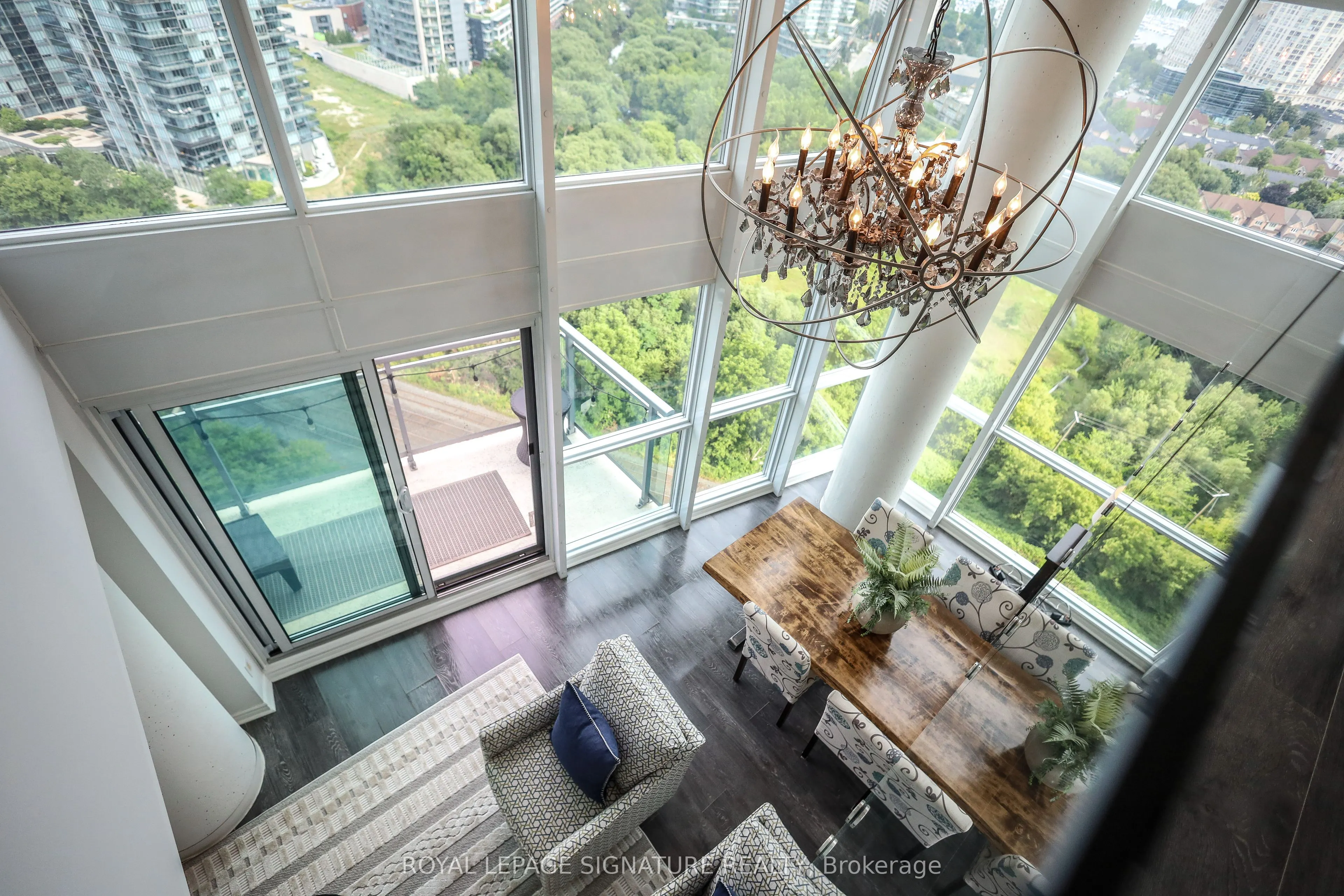 155 Legion Road N, #2304