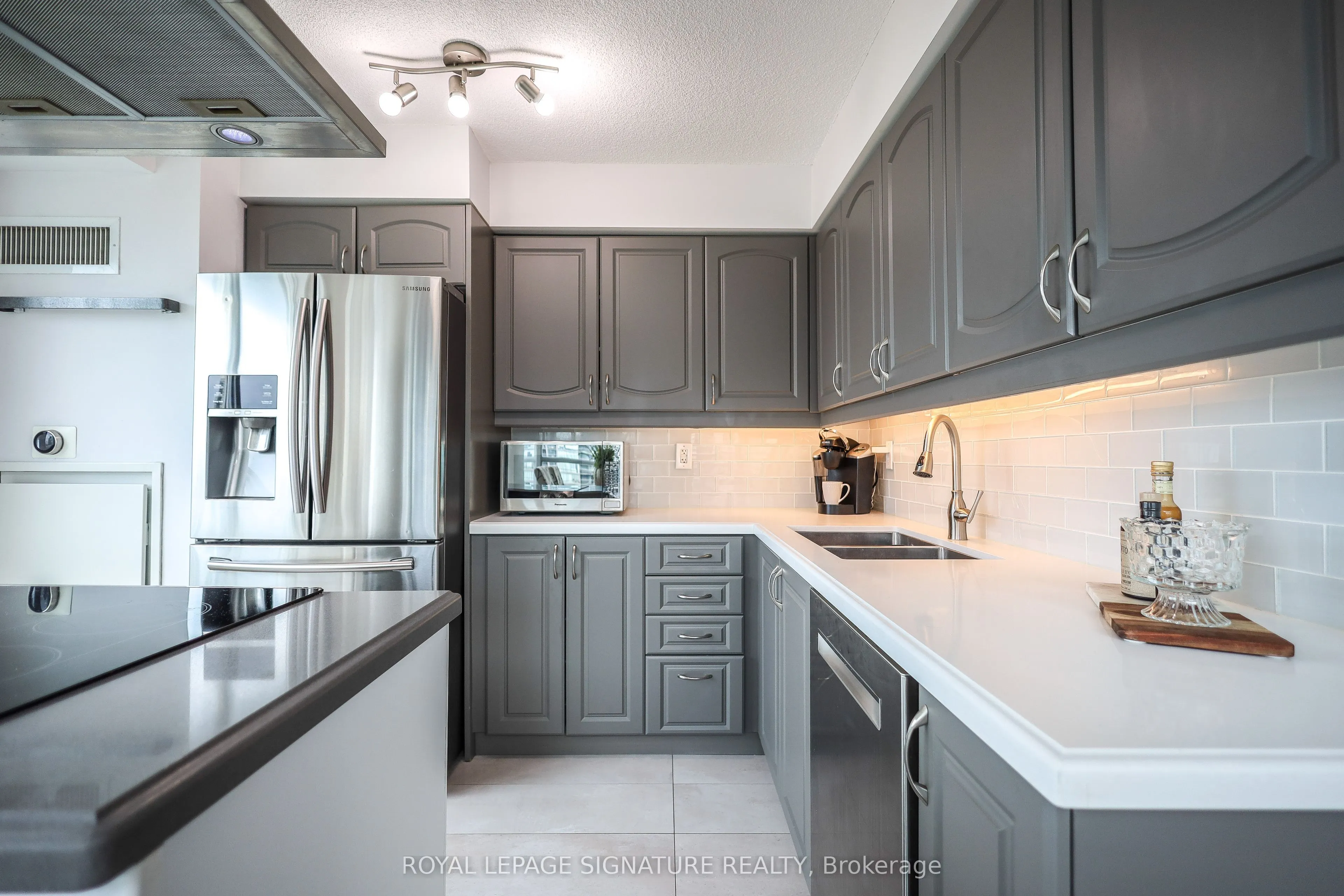 155 Legion Road N, #2304