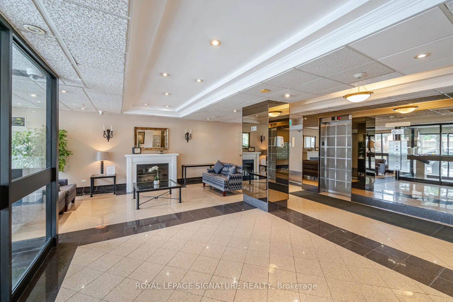 1300 Mississauga Valley Boulevard, #211