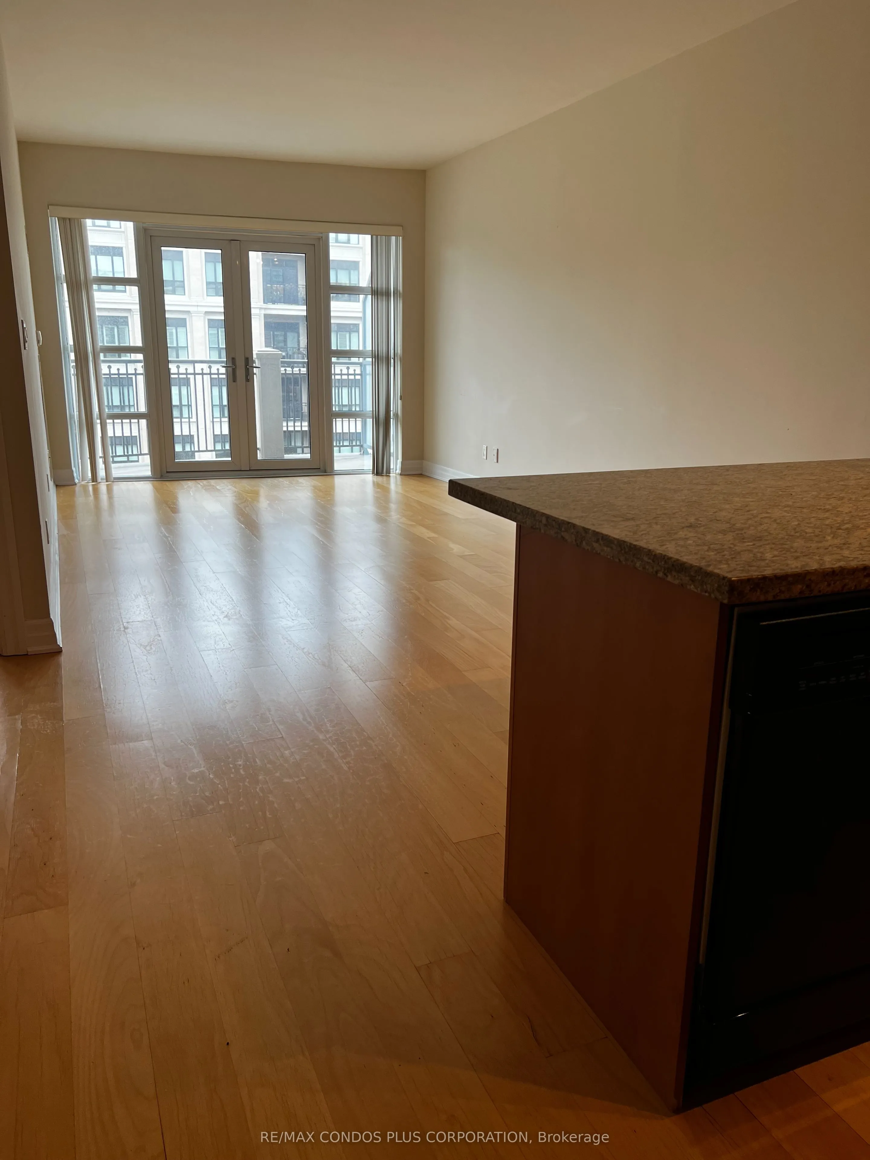 2855 Bloor Street W, #619