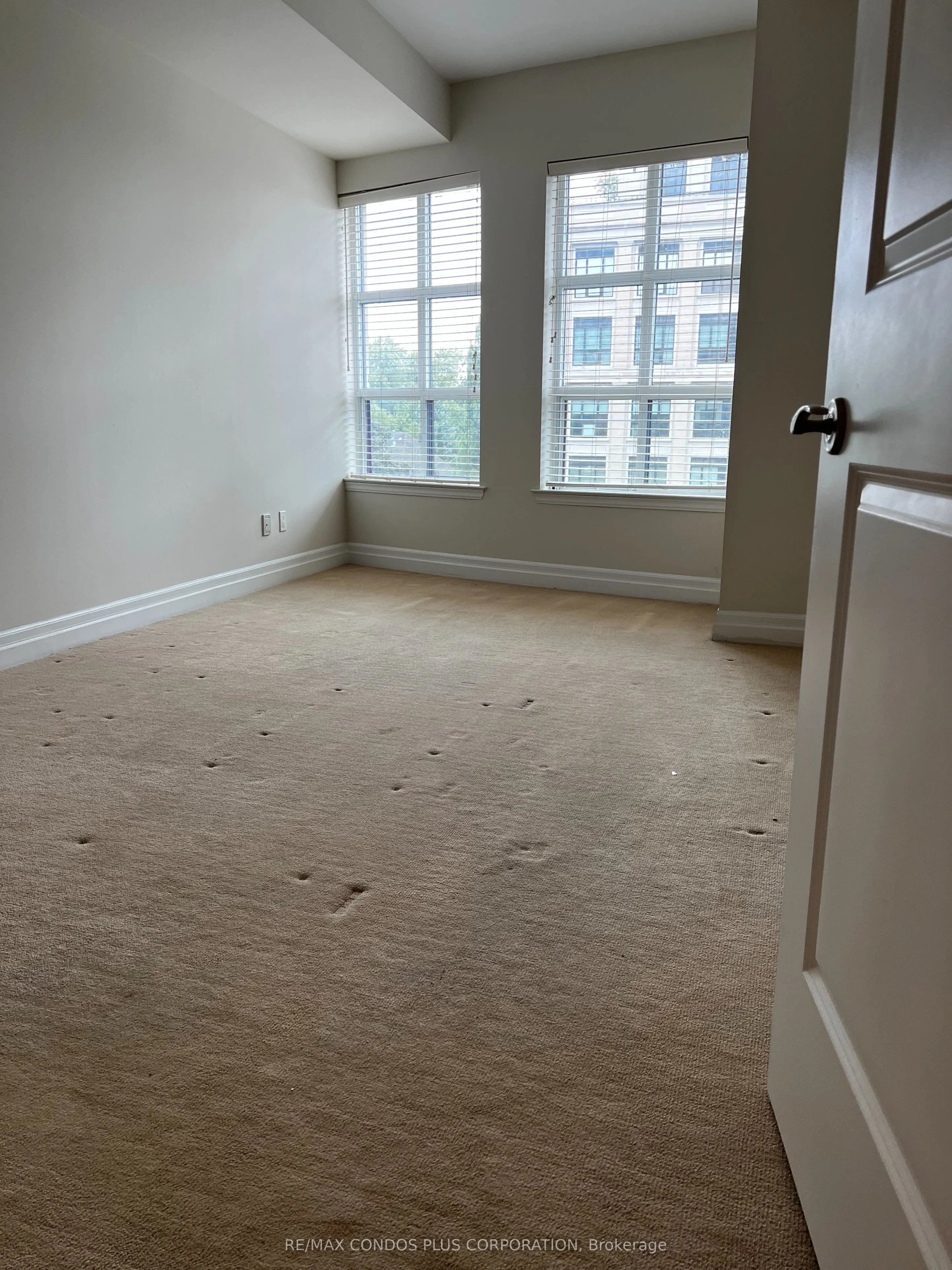 2855 Bloor Street W, #619