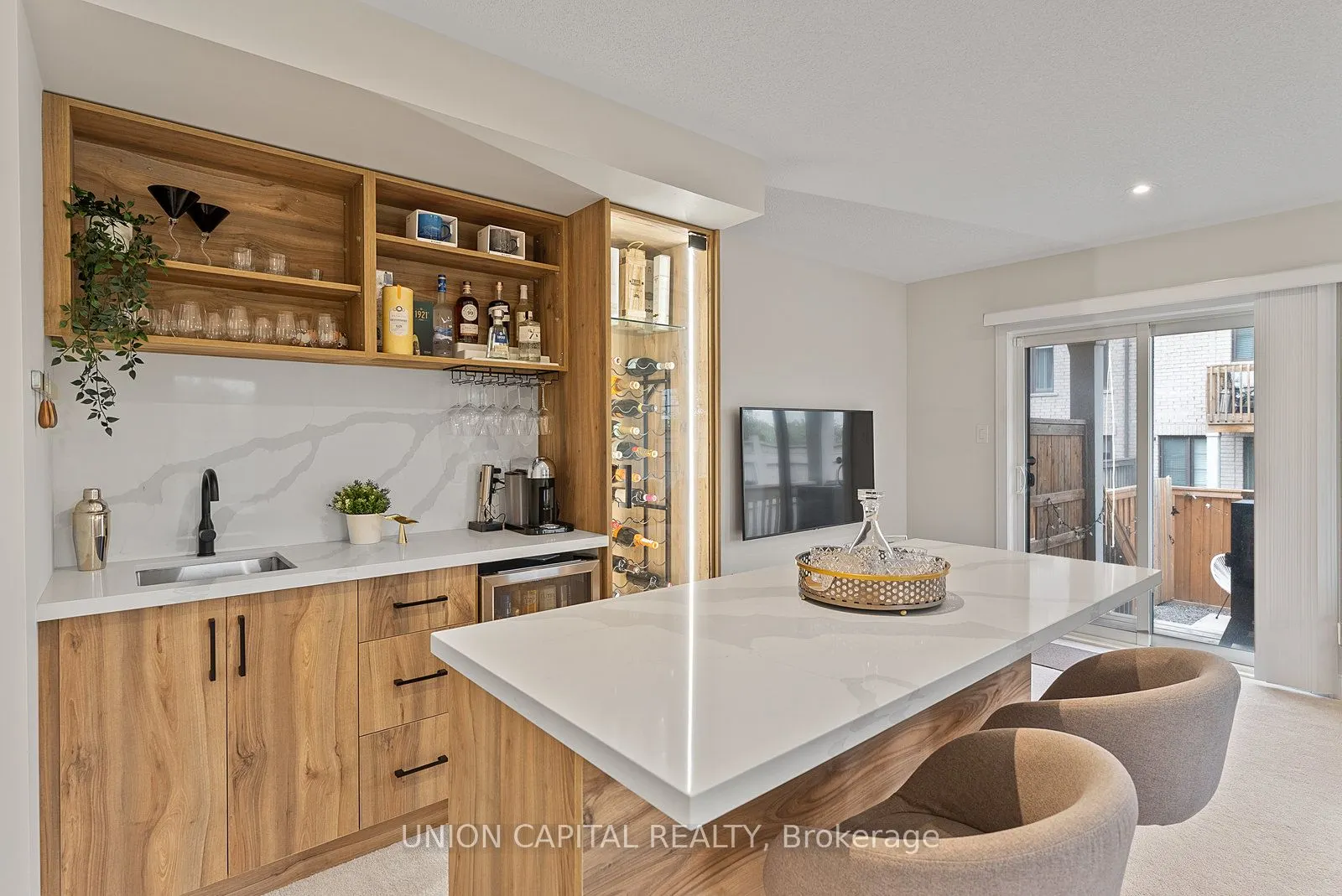 1210 Beachcomber Road