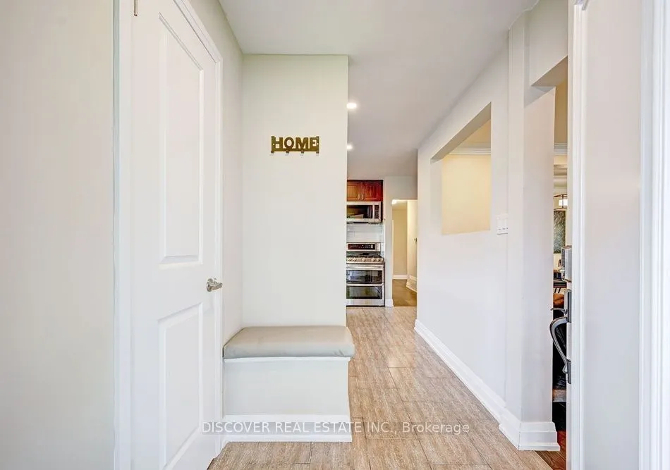 1023 Caven Street