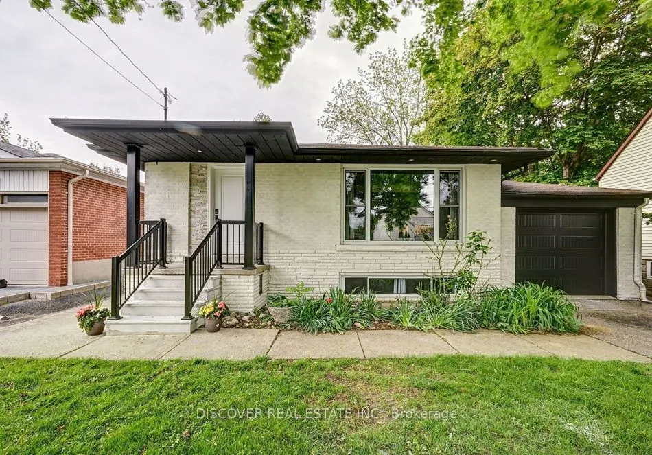 1023 Caven Street
