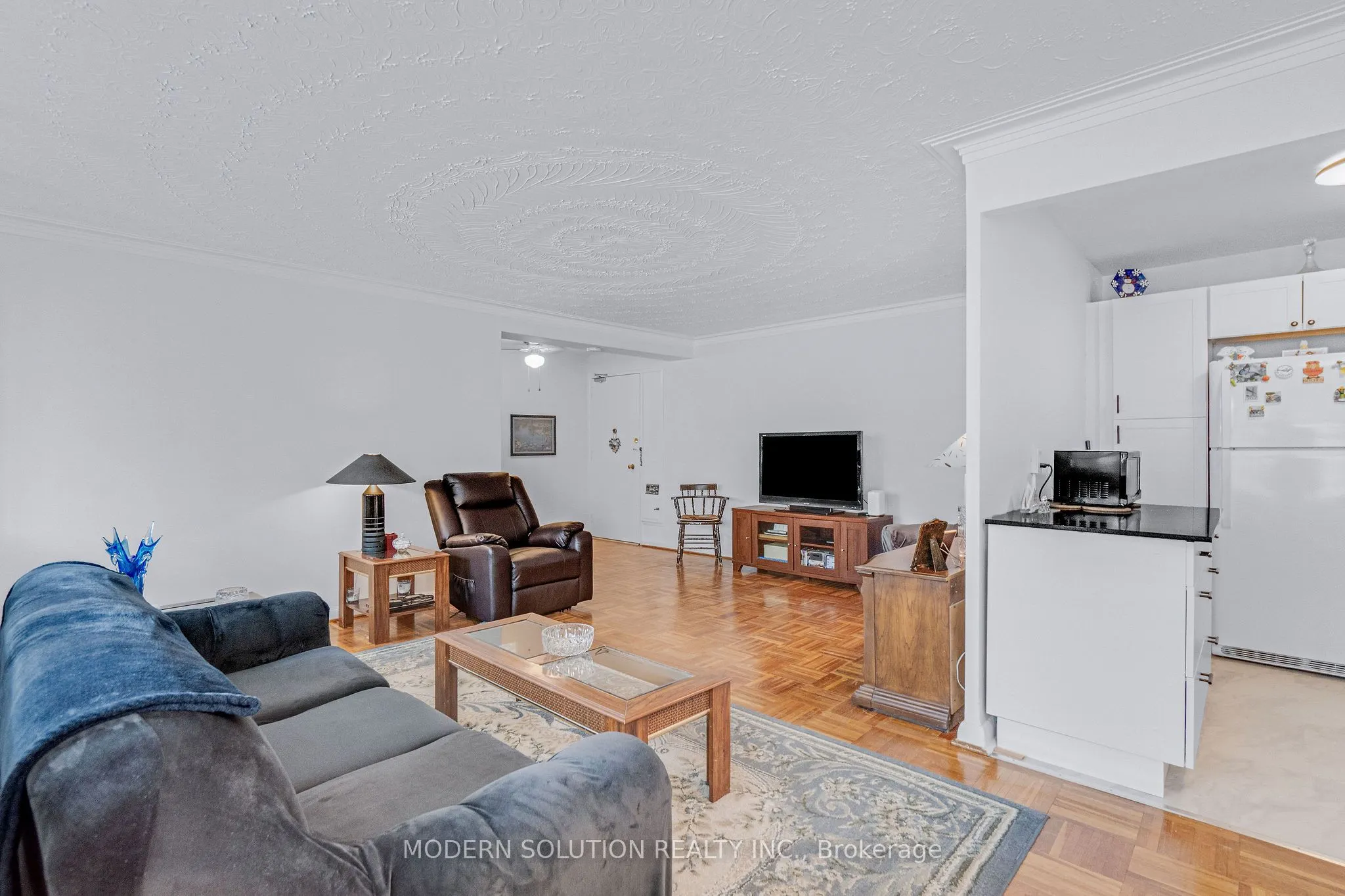 8 Kinsdale Boulevard, #1