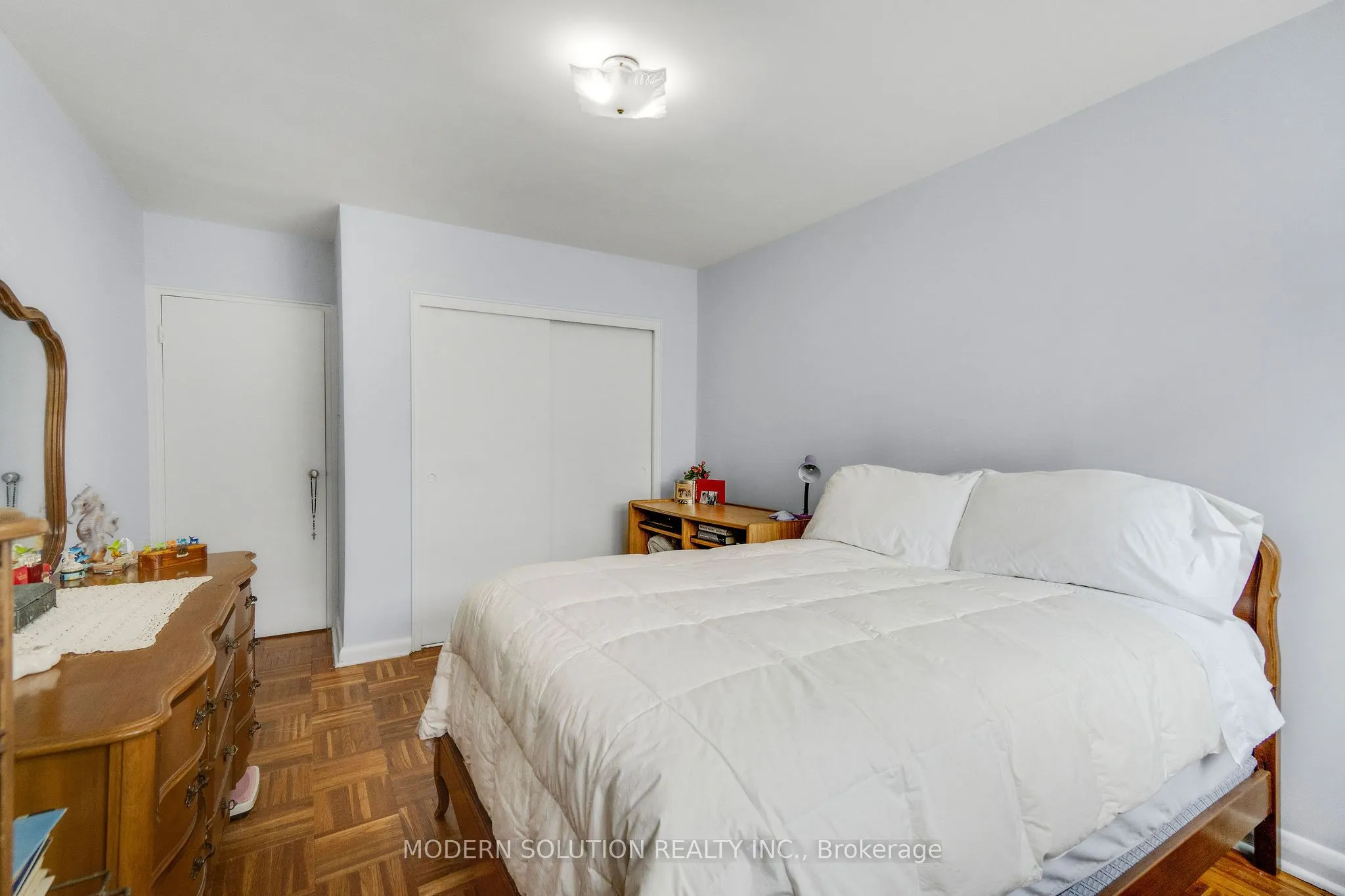 8 Kinsdale Boulevard, #1