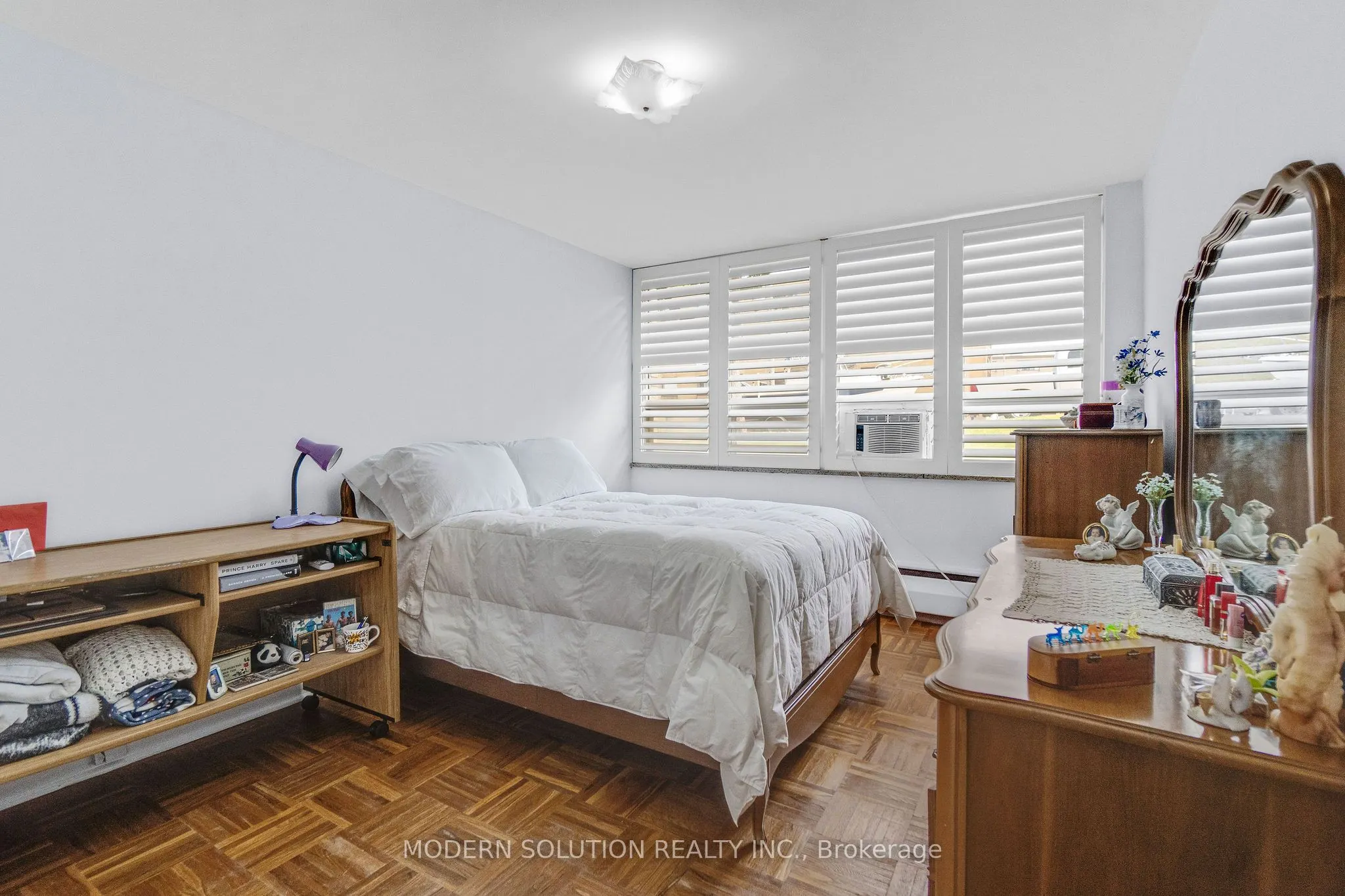 8 Kinsdale Boulevard, #1